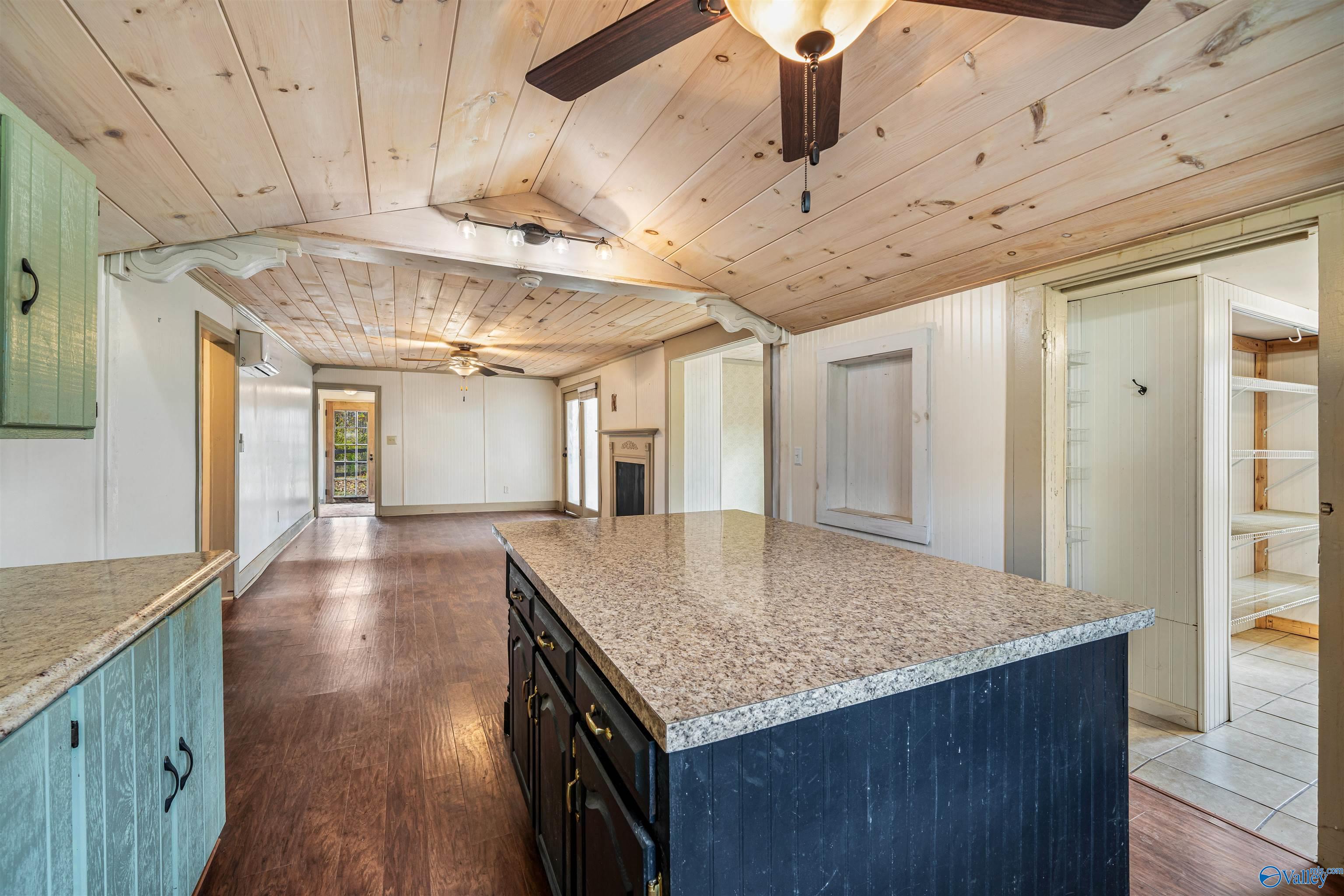 1654 County Road 641