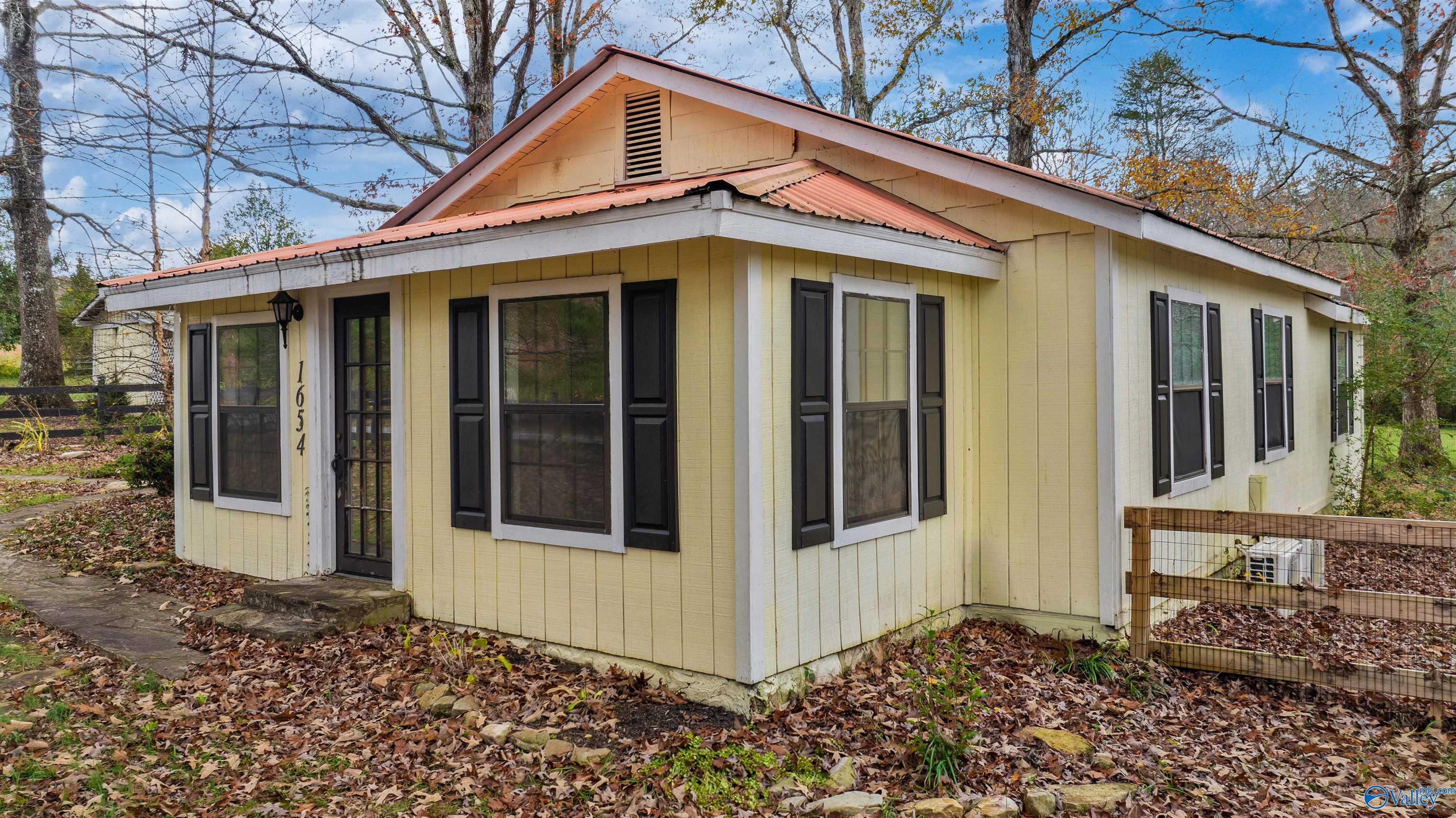 1654 County Road 641