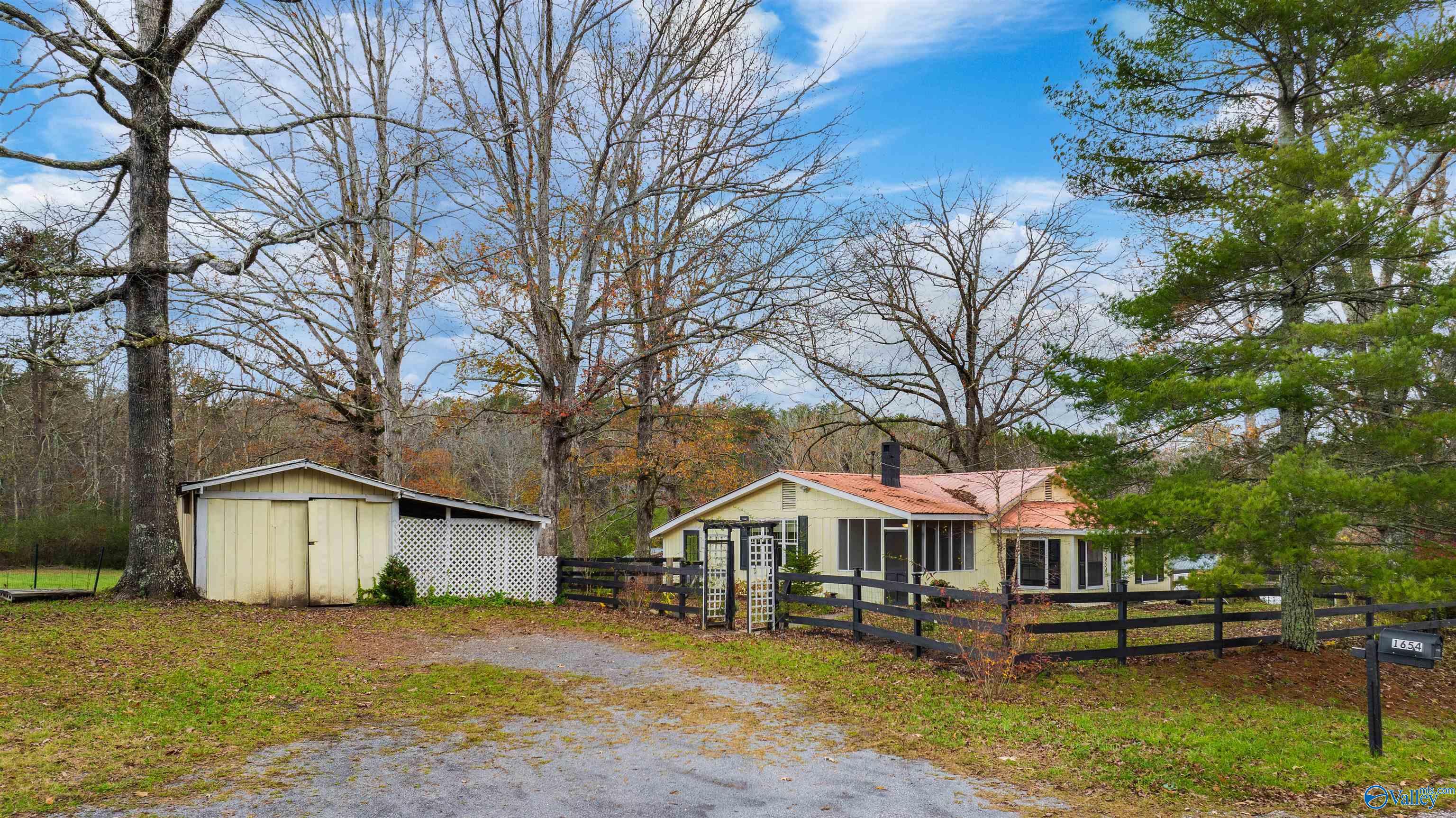 1654 County Road 641