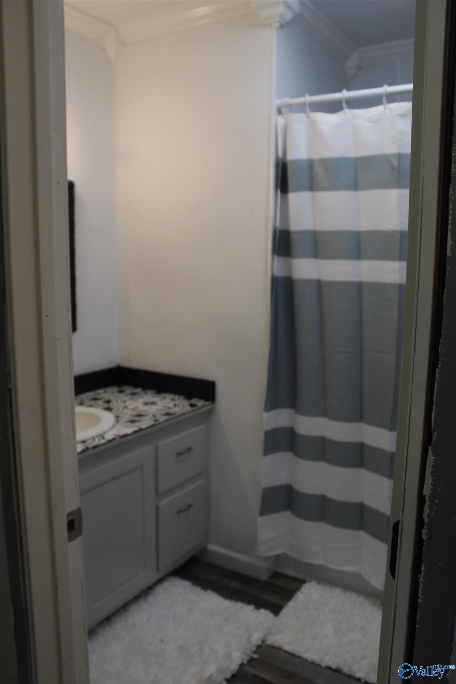 121 Third Avenue