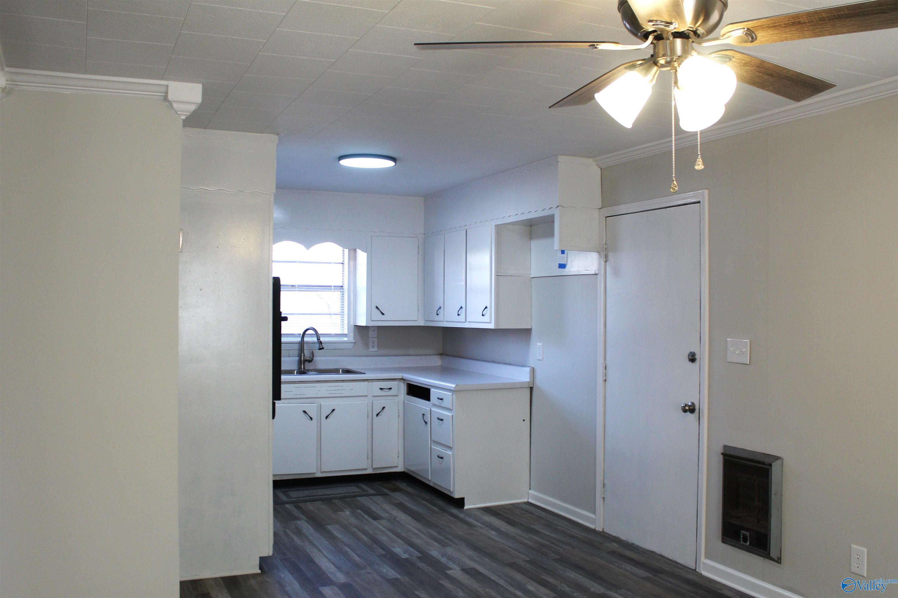 121 Third Avenue