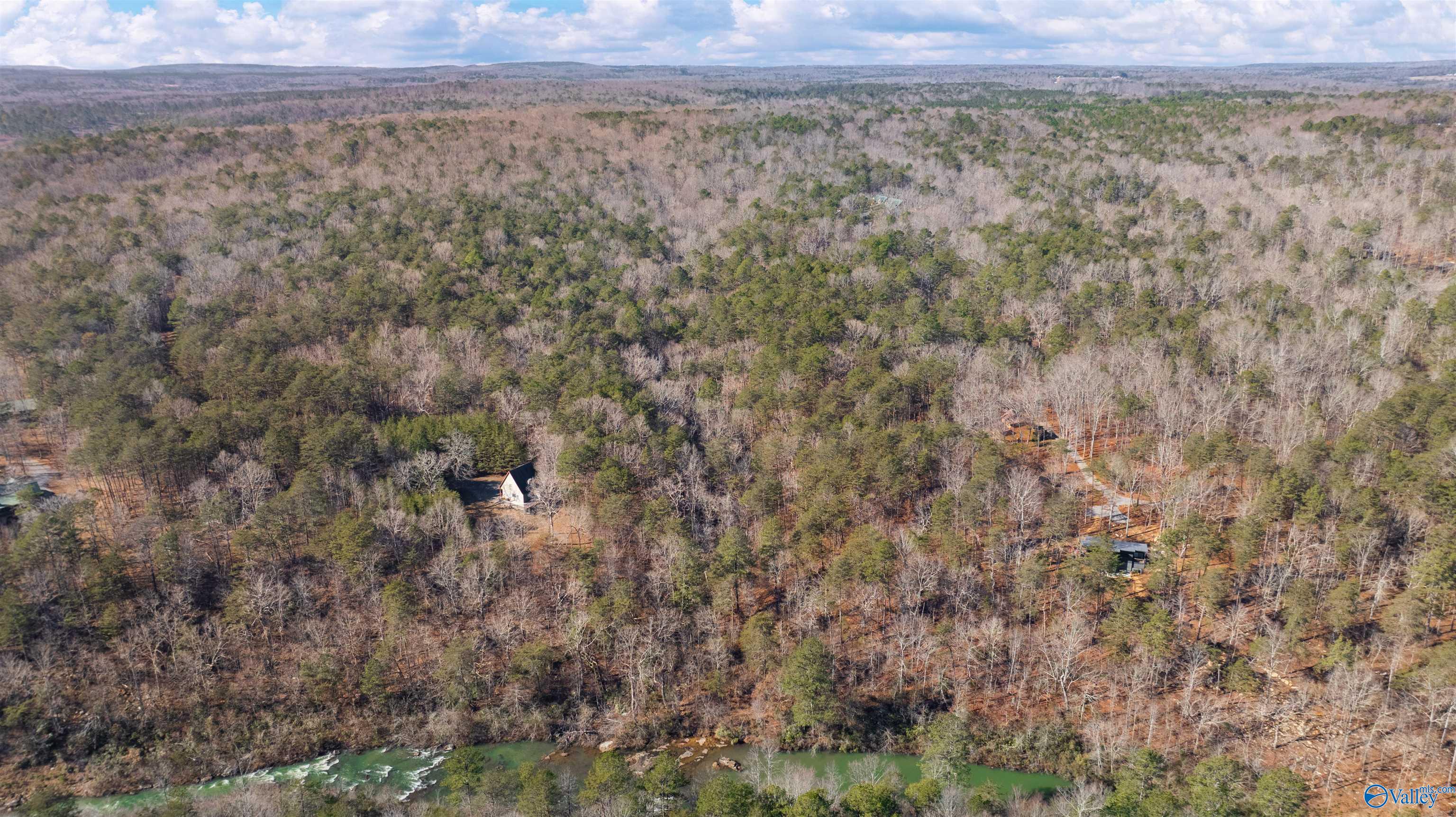 12.9ac Road 9062