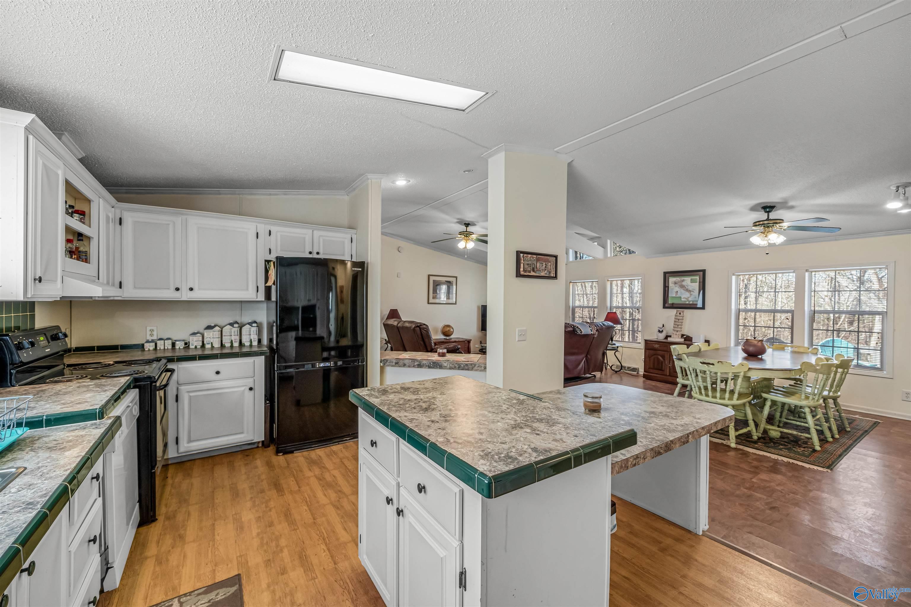 779 County Road 264