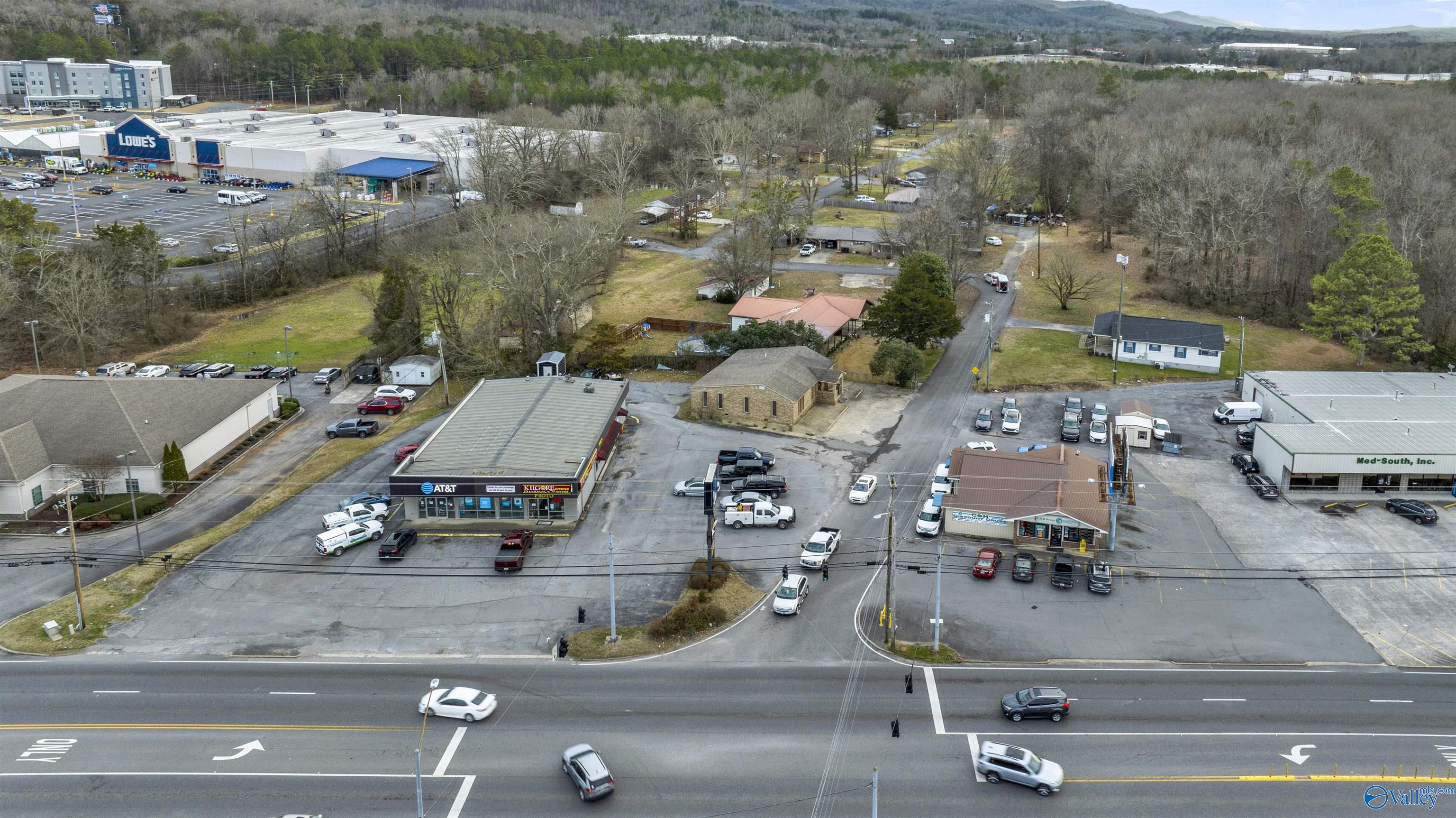 1105 Cedarwood Drive SW