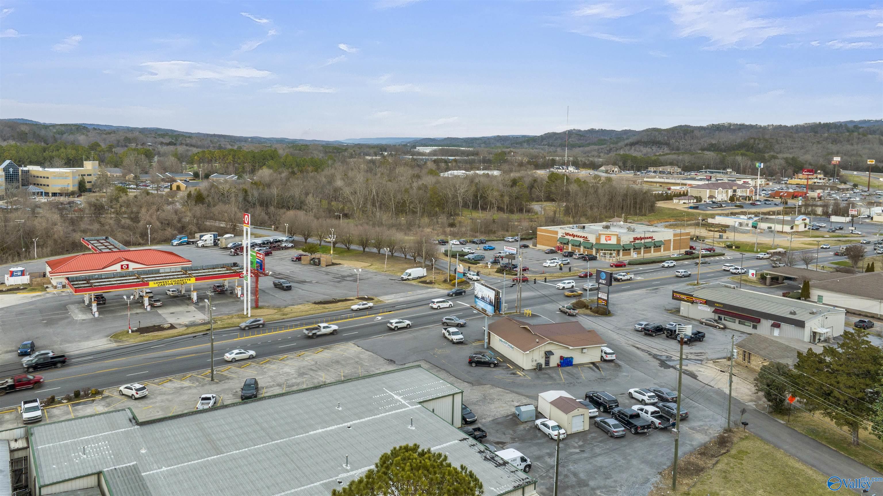 1105 Cedarwood Drive SW