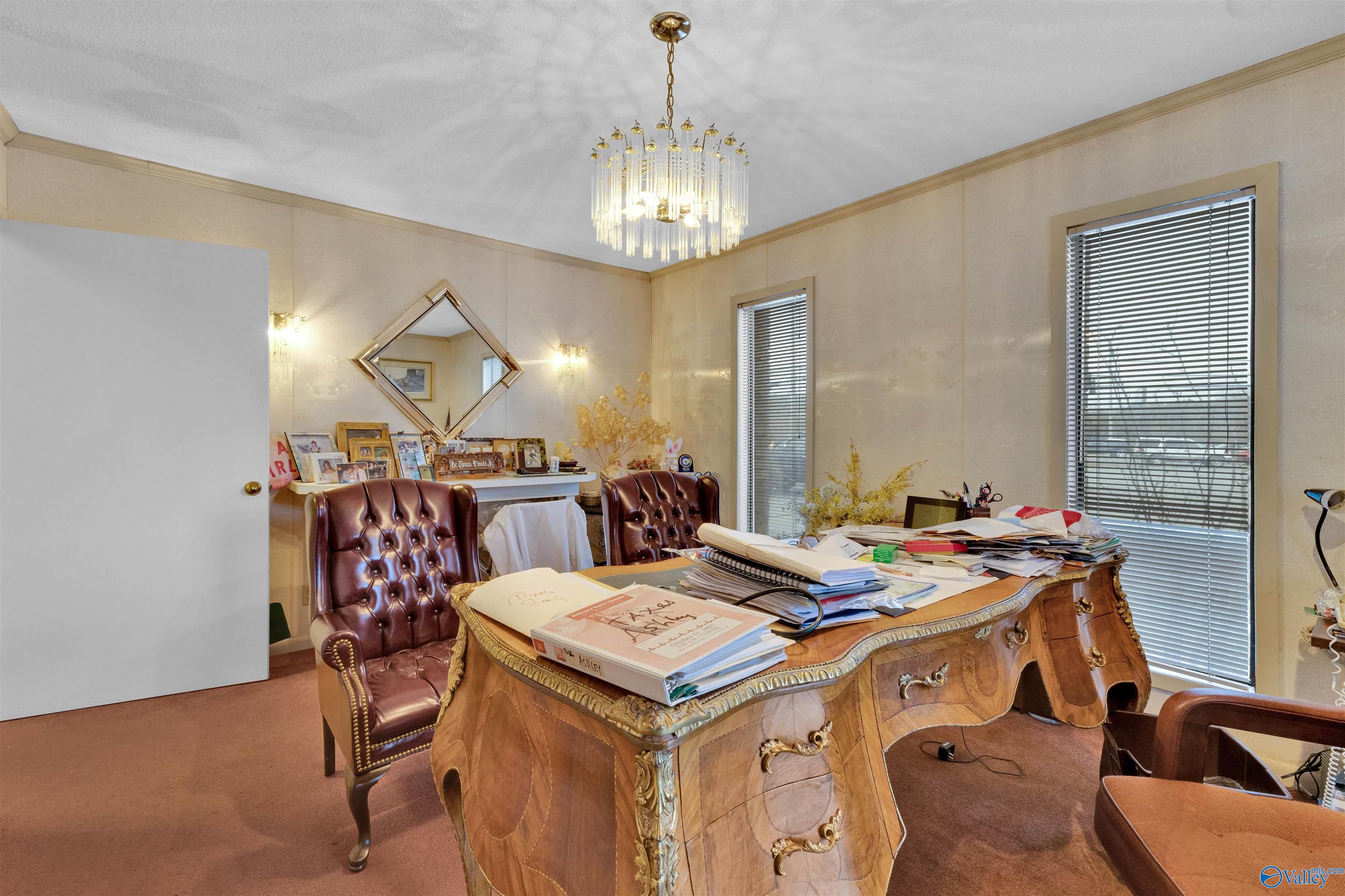 1105 Cedarwood Drive SW