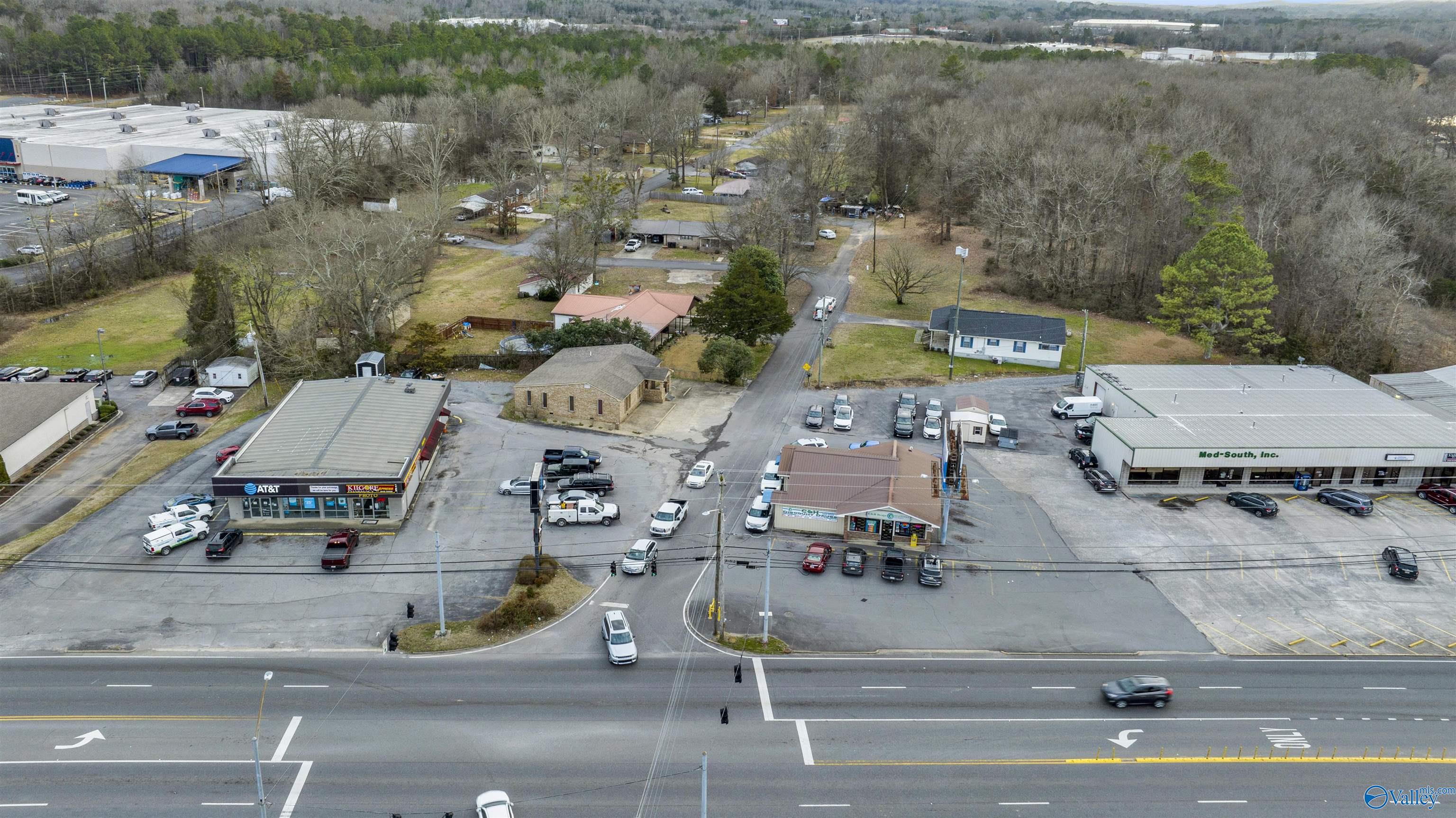 1105 Cedarwood Drive SW