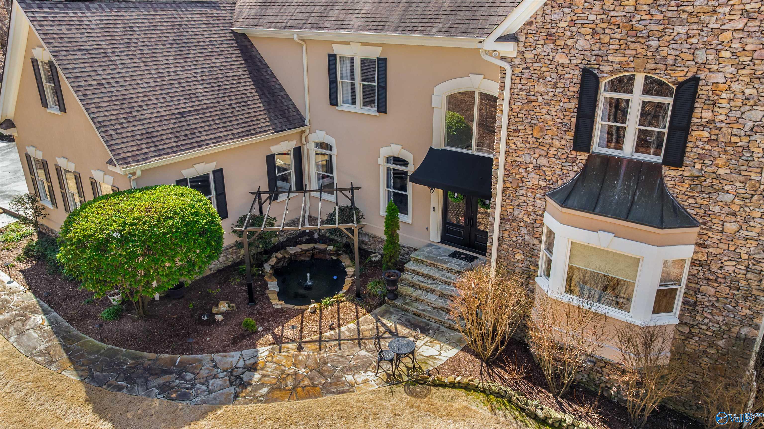 605 Little Ridge Road NW