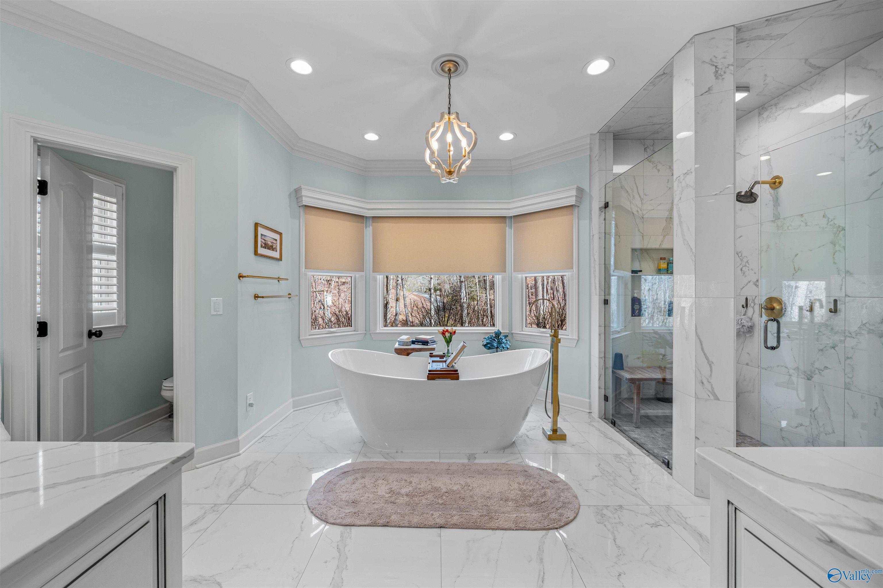 605 Little Ridge Road NW