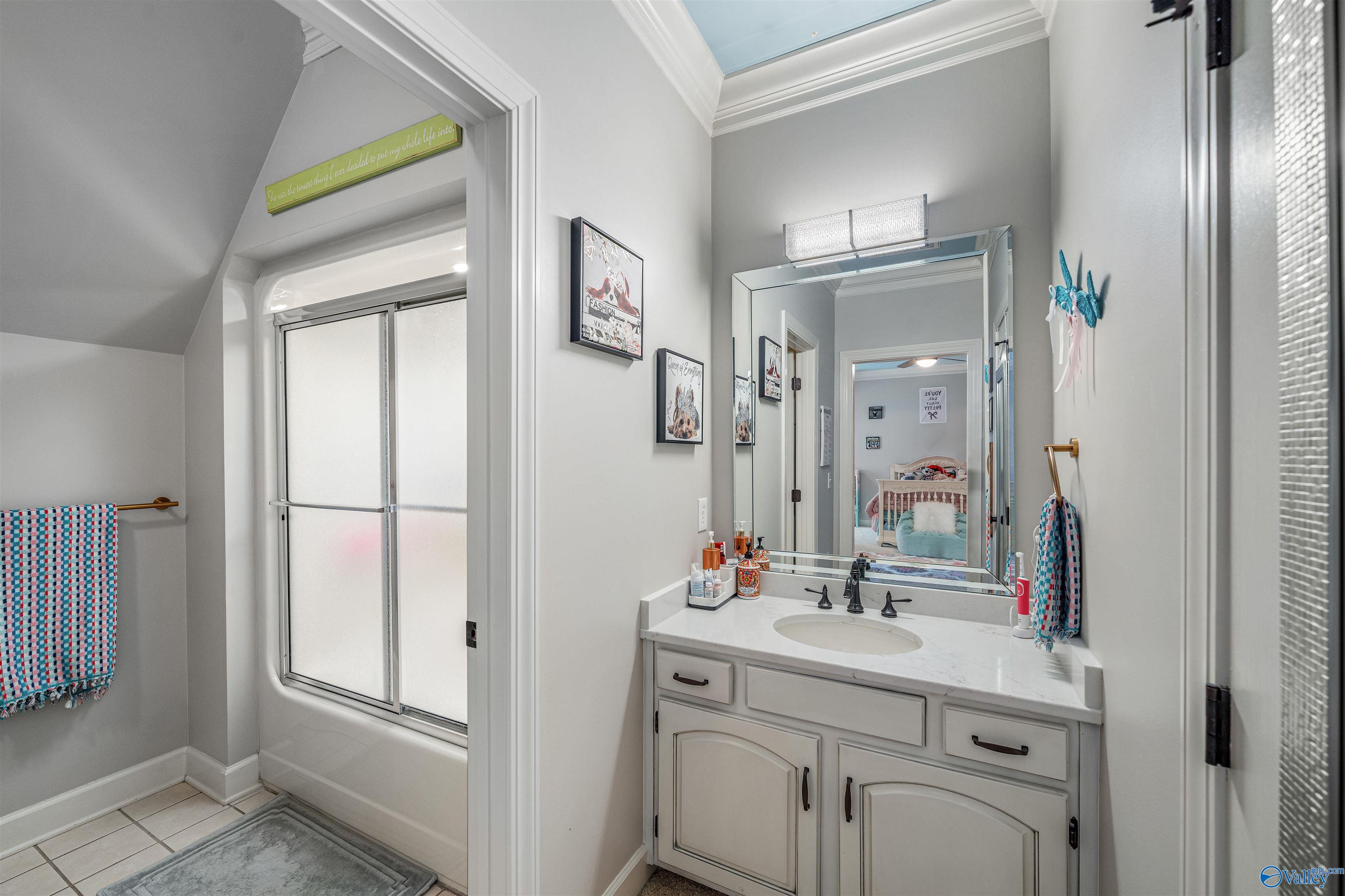 605 Little Ridge Road NW