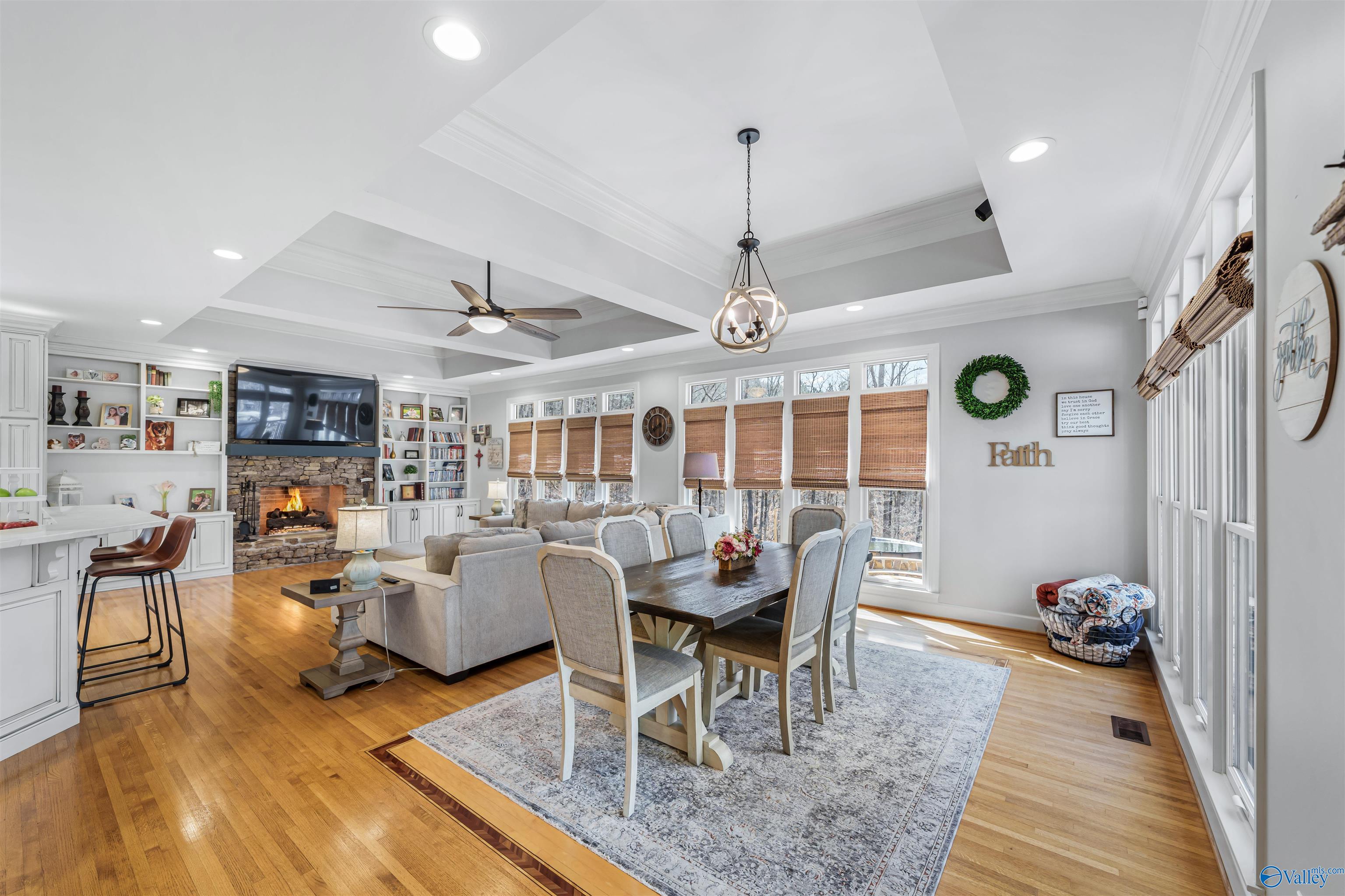 605 Little Ridge Road NW