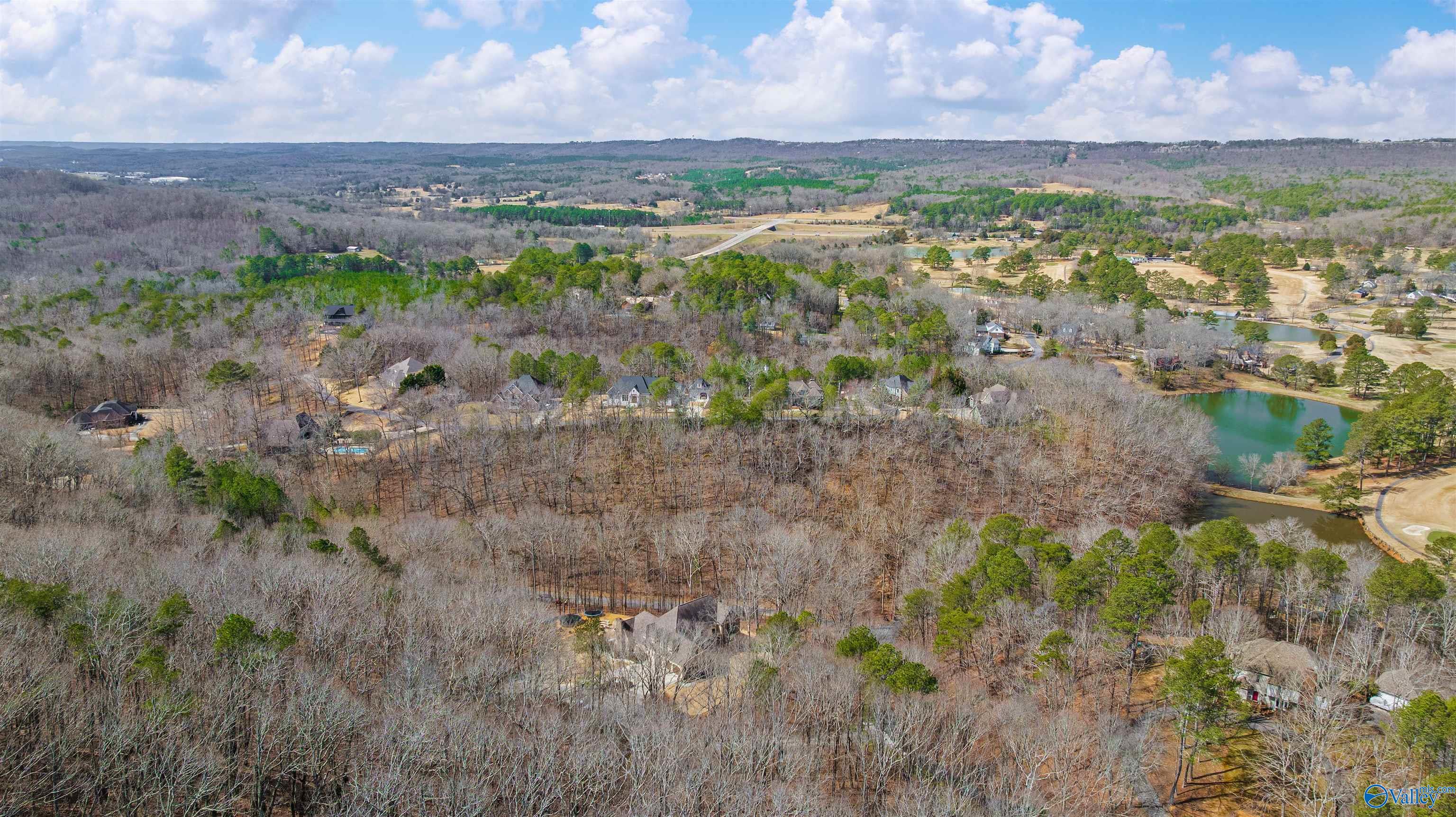 605 Little Ridge Road NW