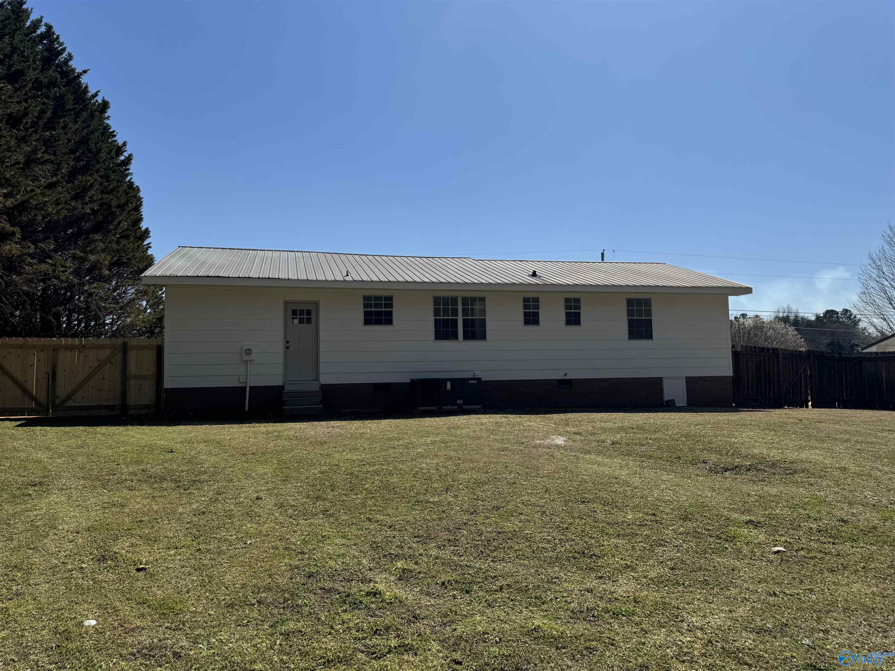 661 Palmer Road