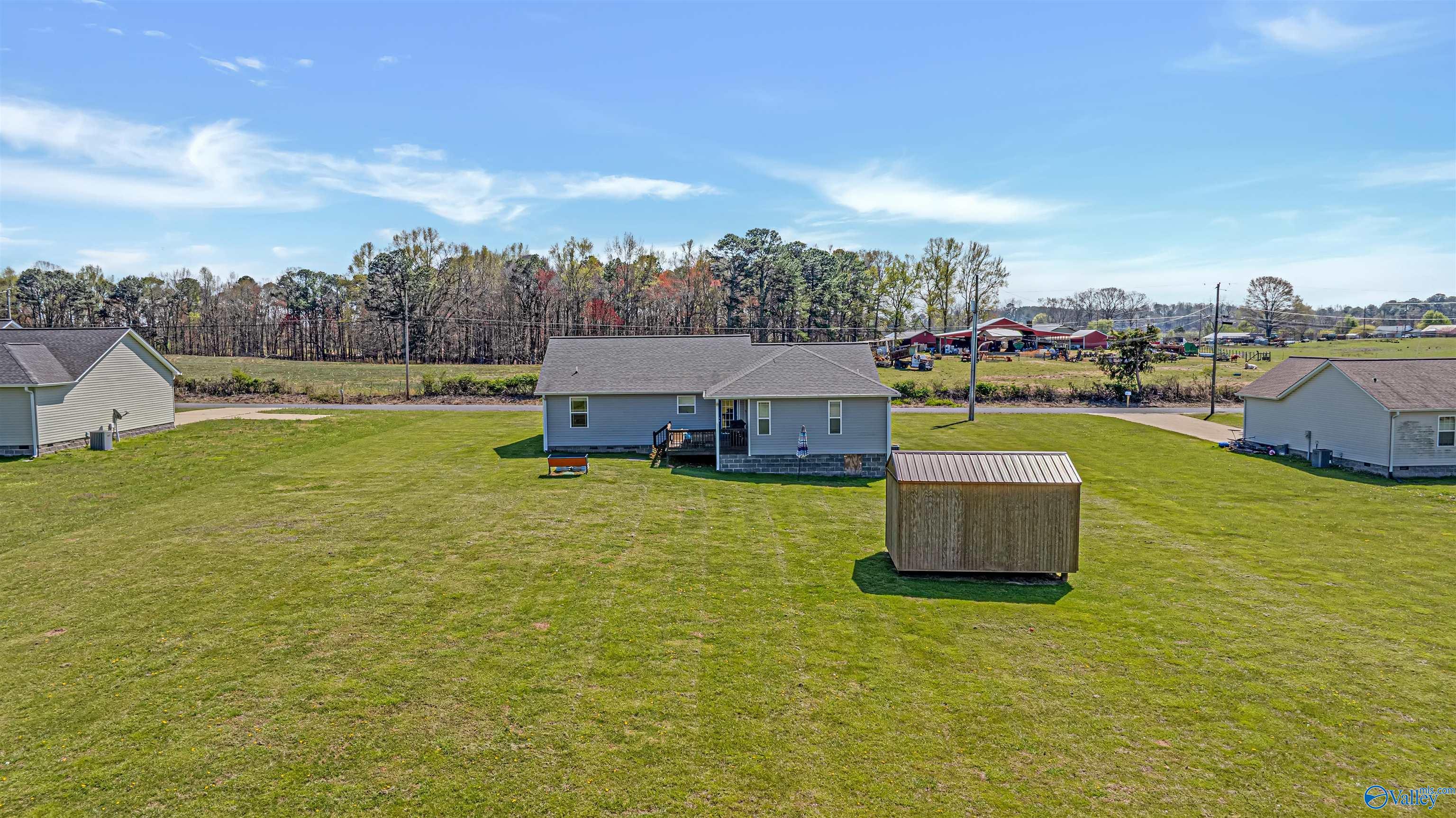 173 County Road 261