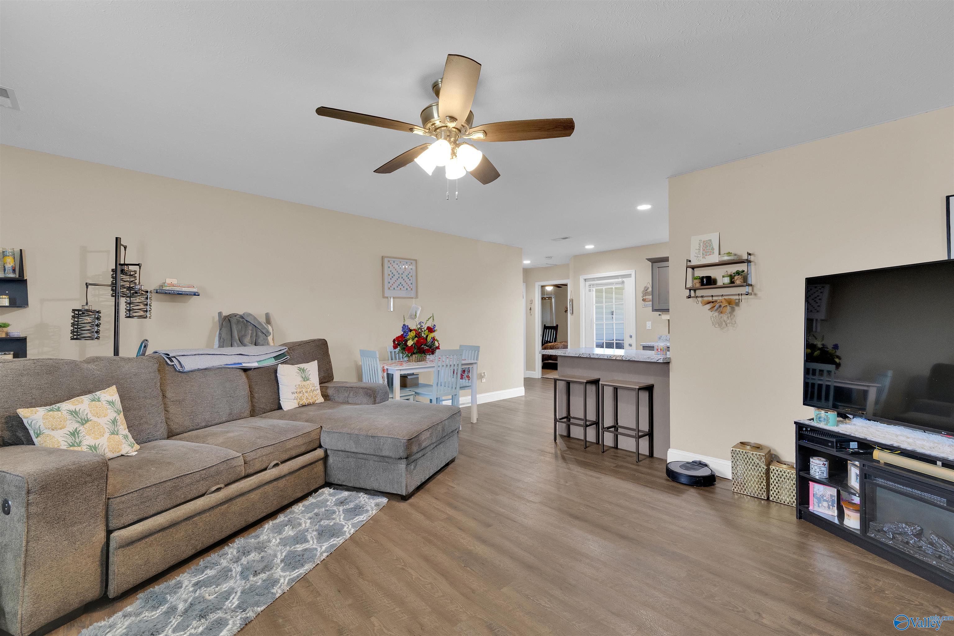 173 County Road 261