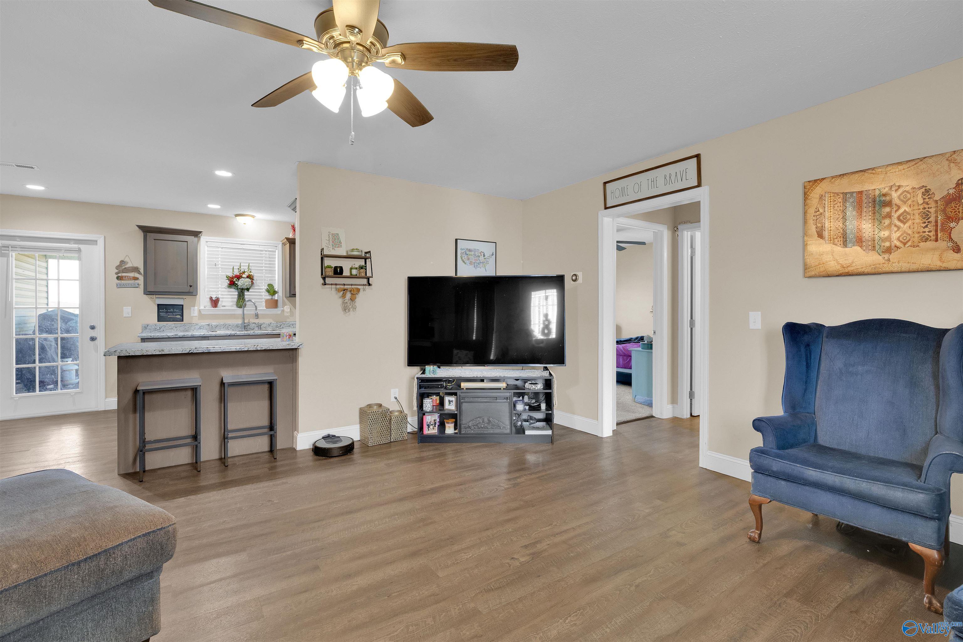 173 County Road 261