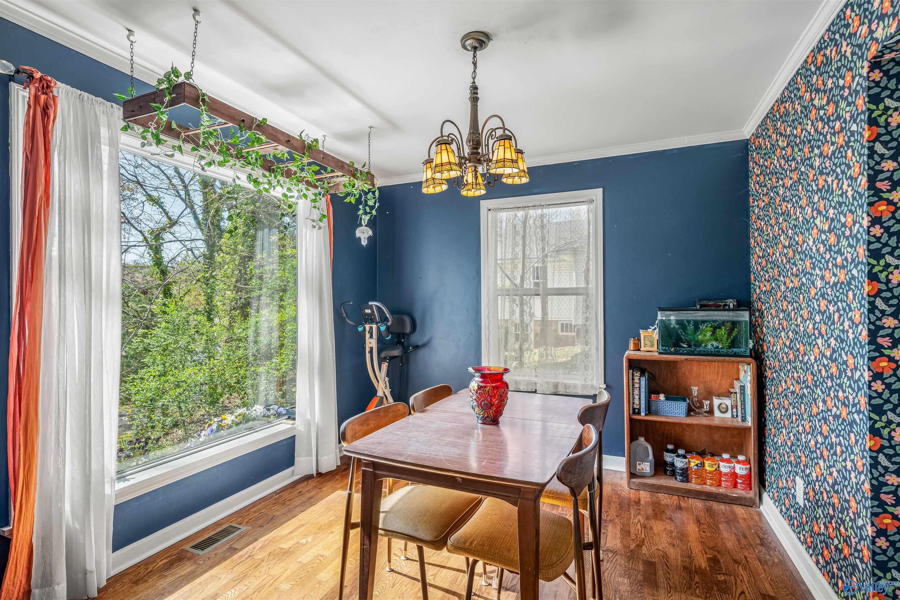 102 Rainbow Drive SW