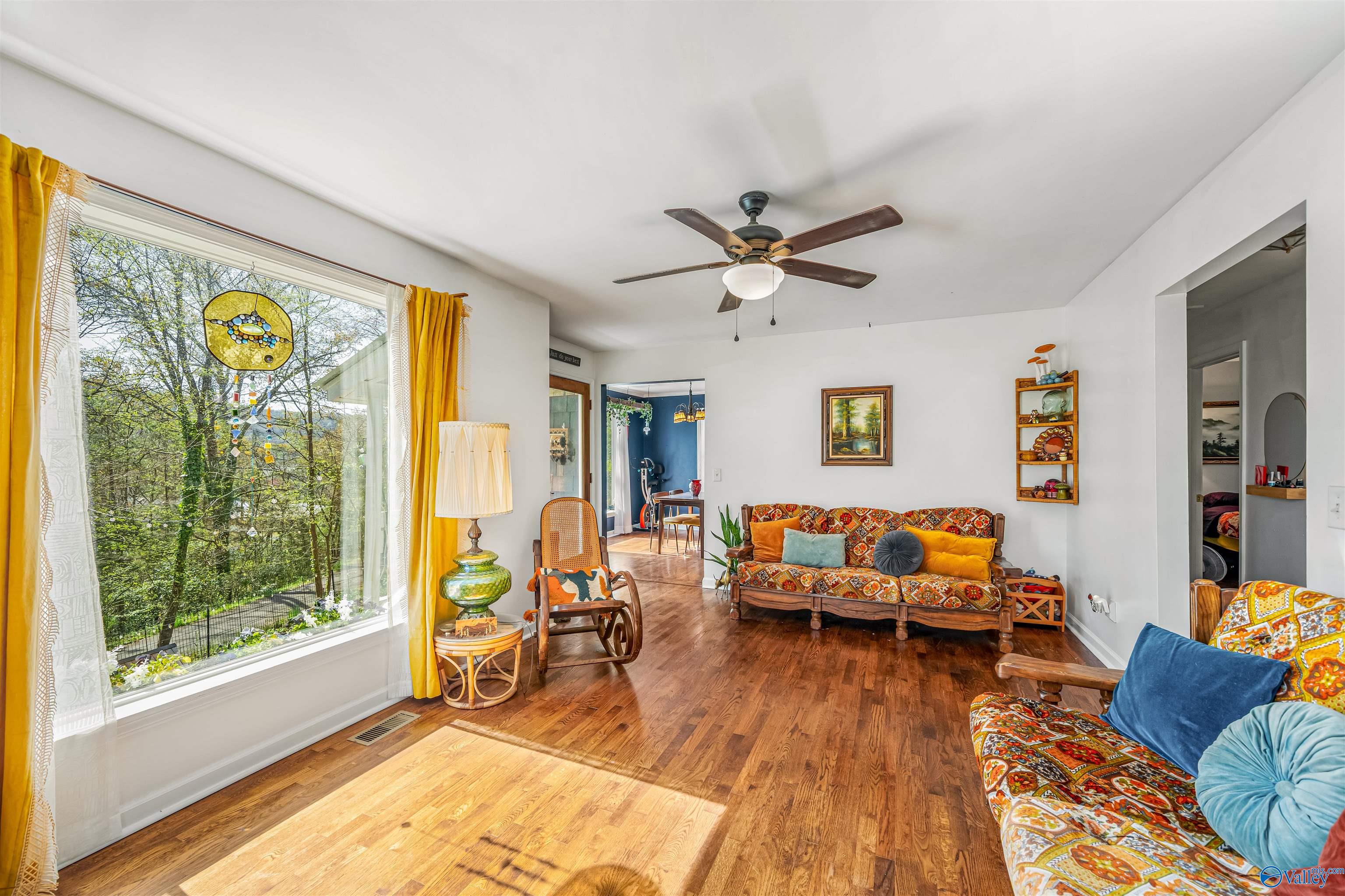 102 Rainbow Drive SW