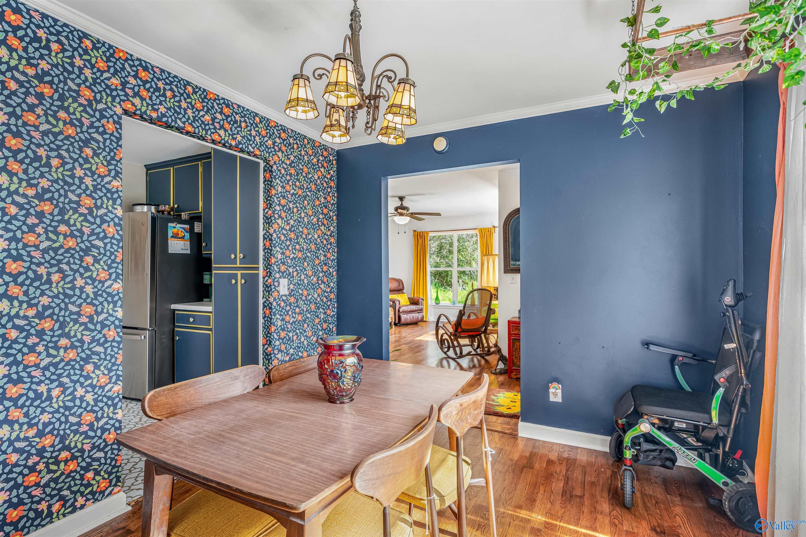 102 Rainbow Drive SW