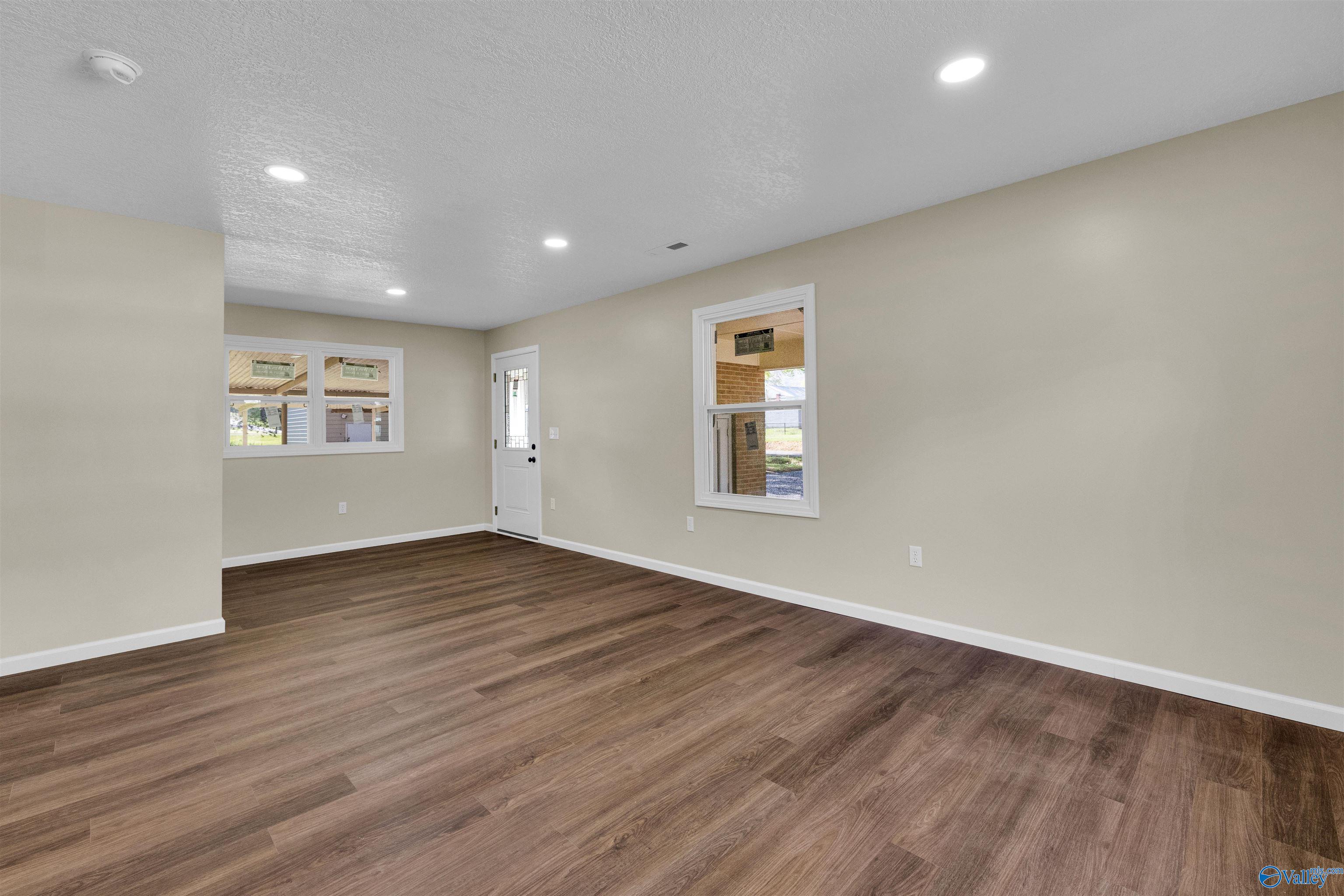 417 Railroad Avenue