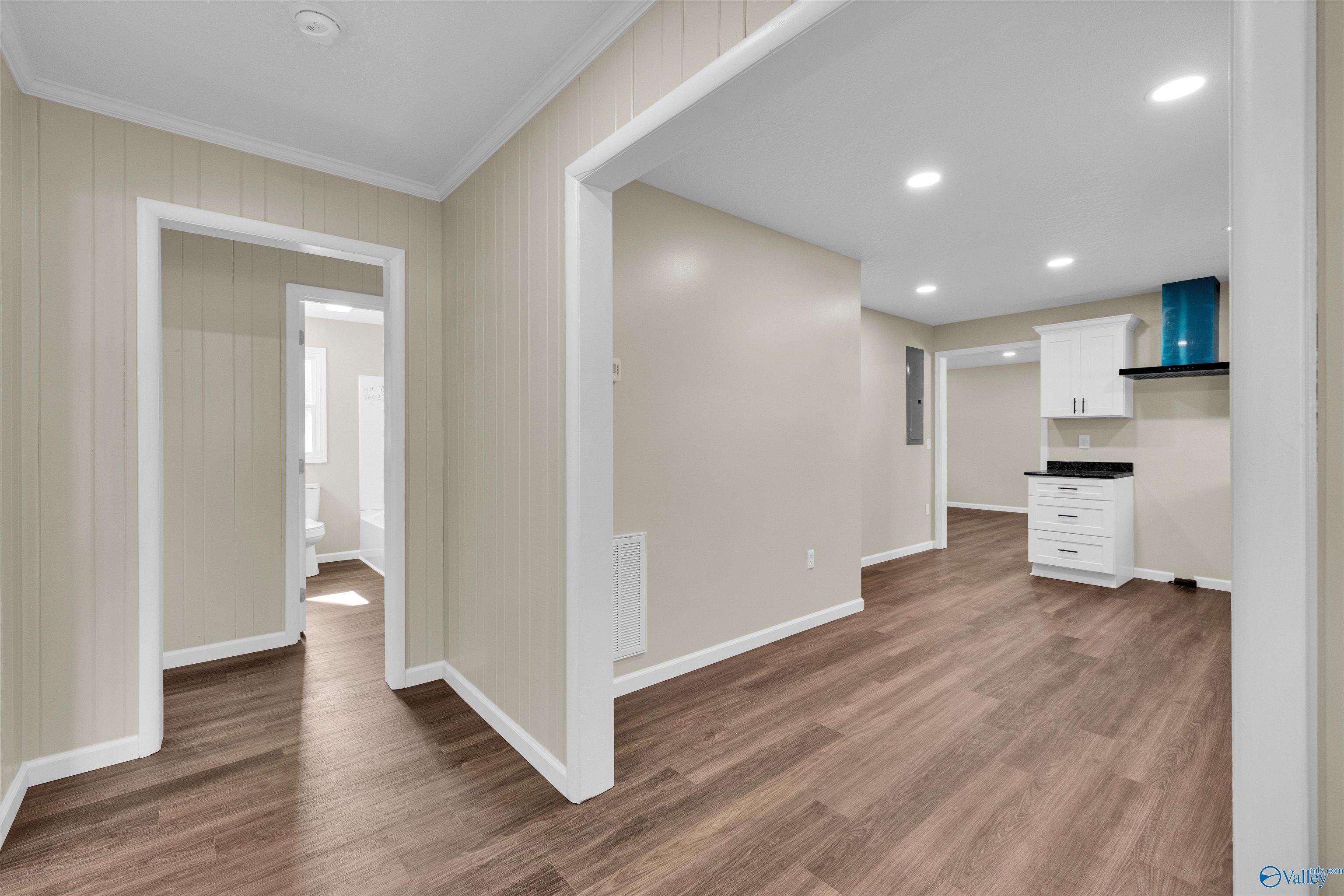 417 Railroad Avenue