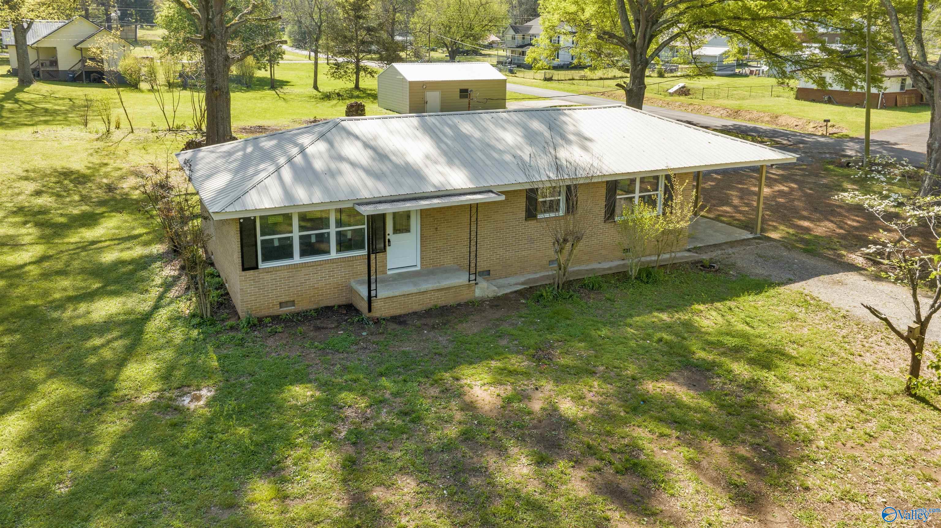 417 Railroad Avenue