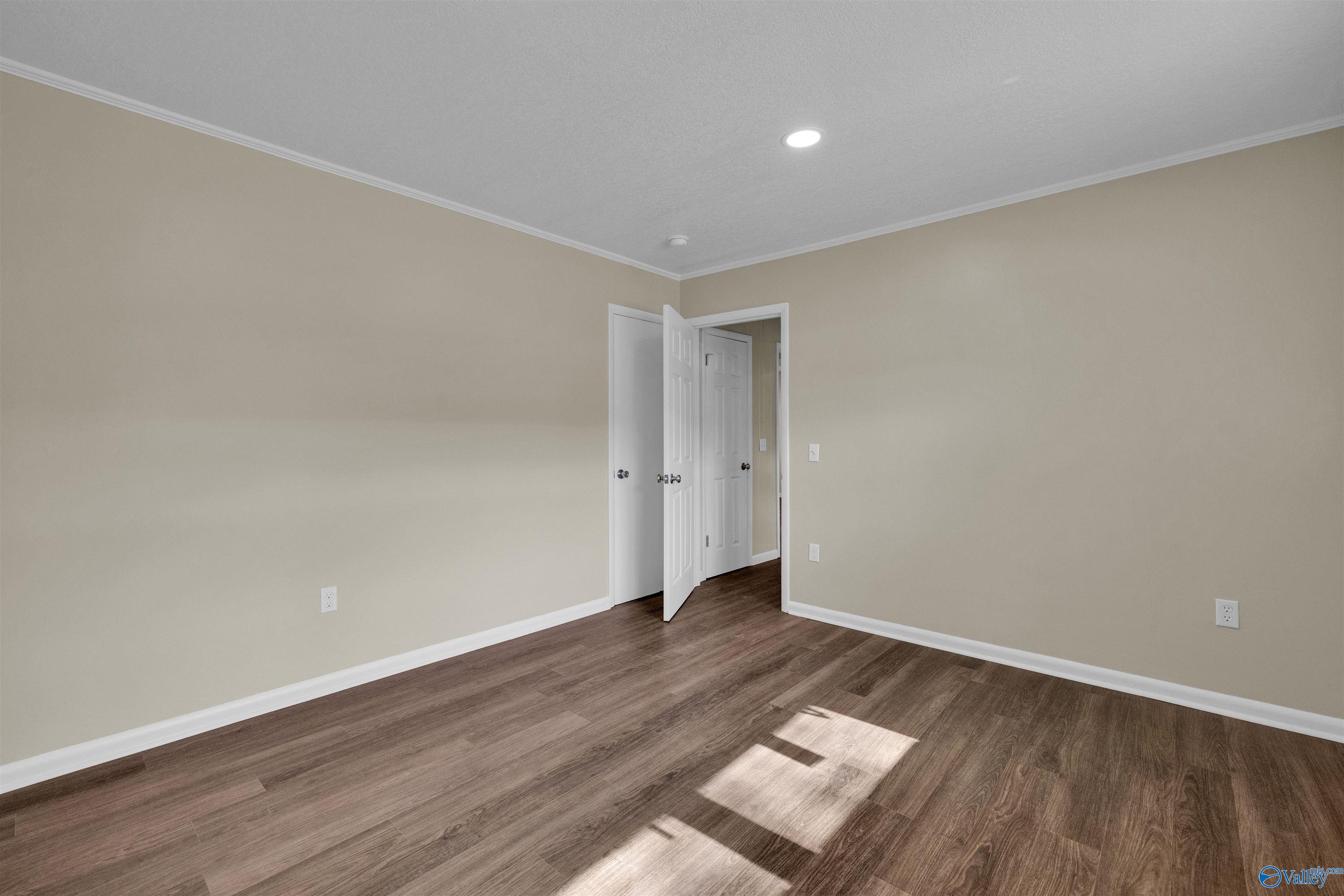 417 Railroad Avenue