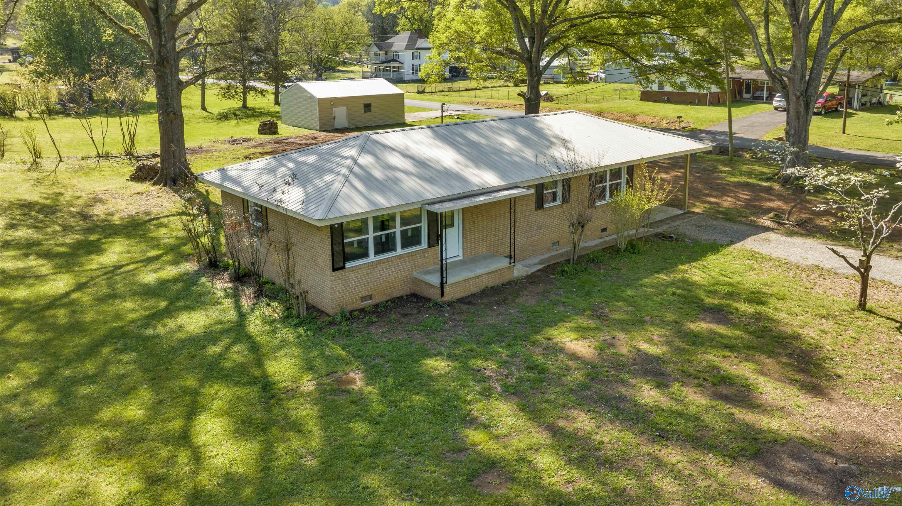 417 Railroad Avenue