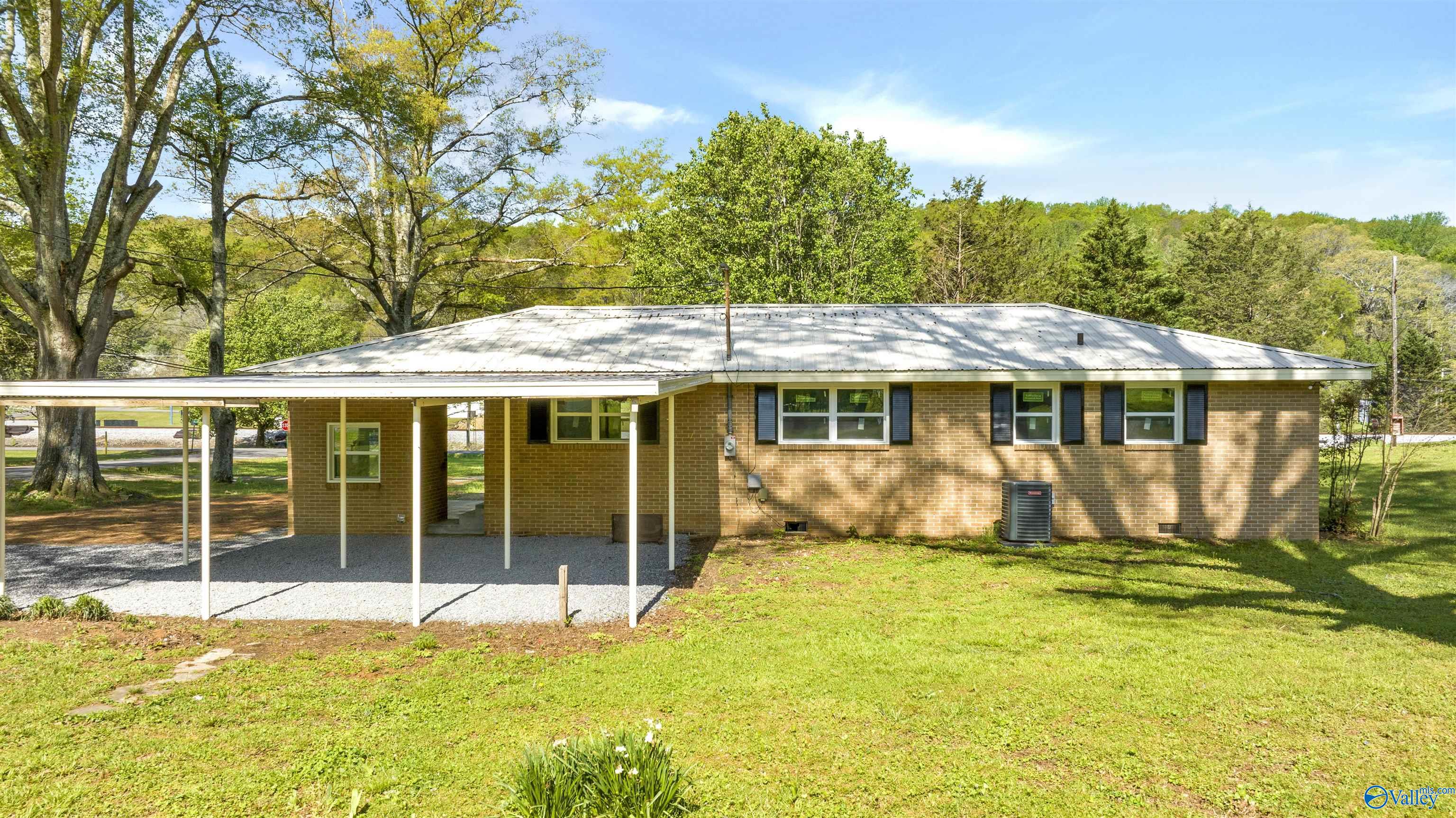 417 Railroad Avenue