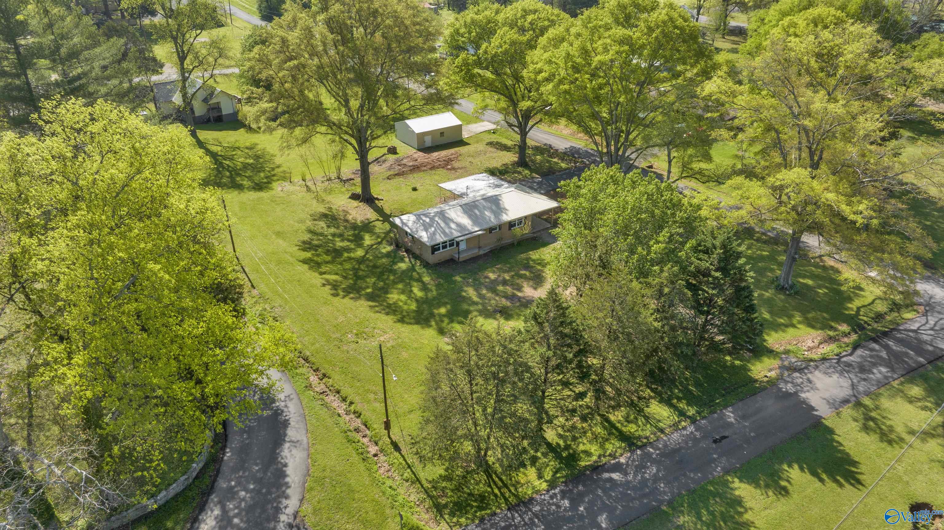 417 Railroad Avenue