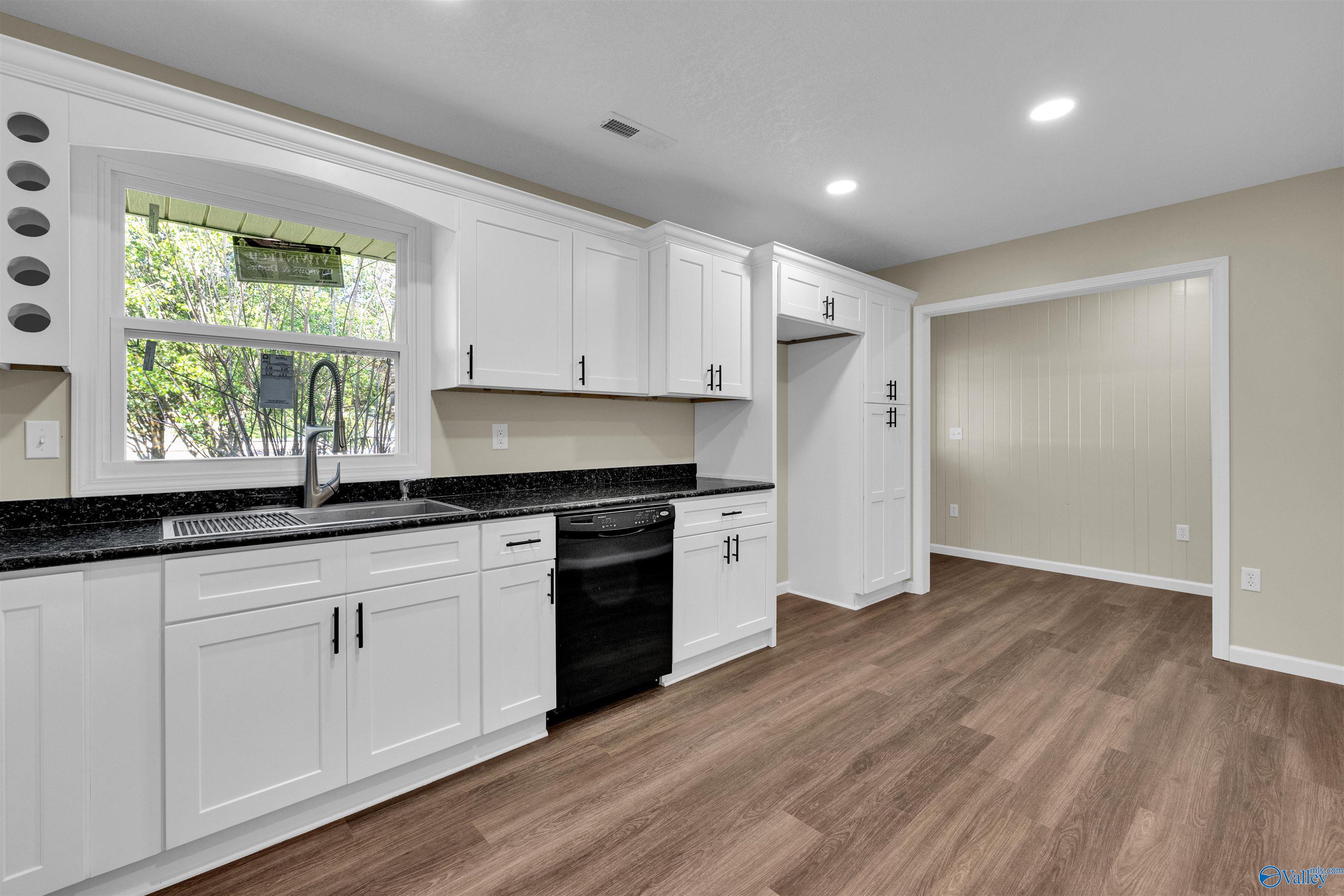 417 Railroad Avenue