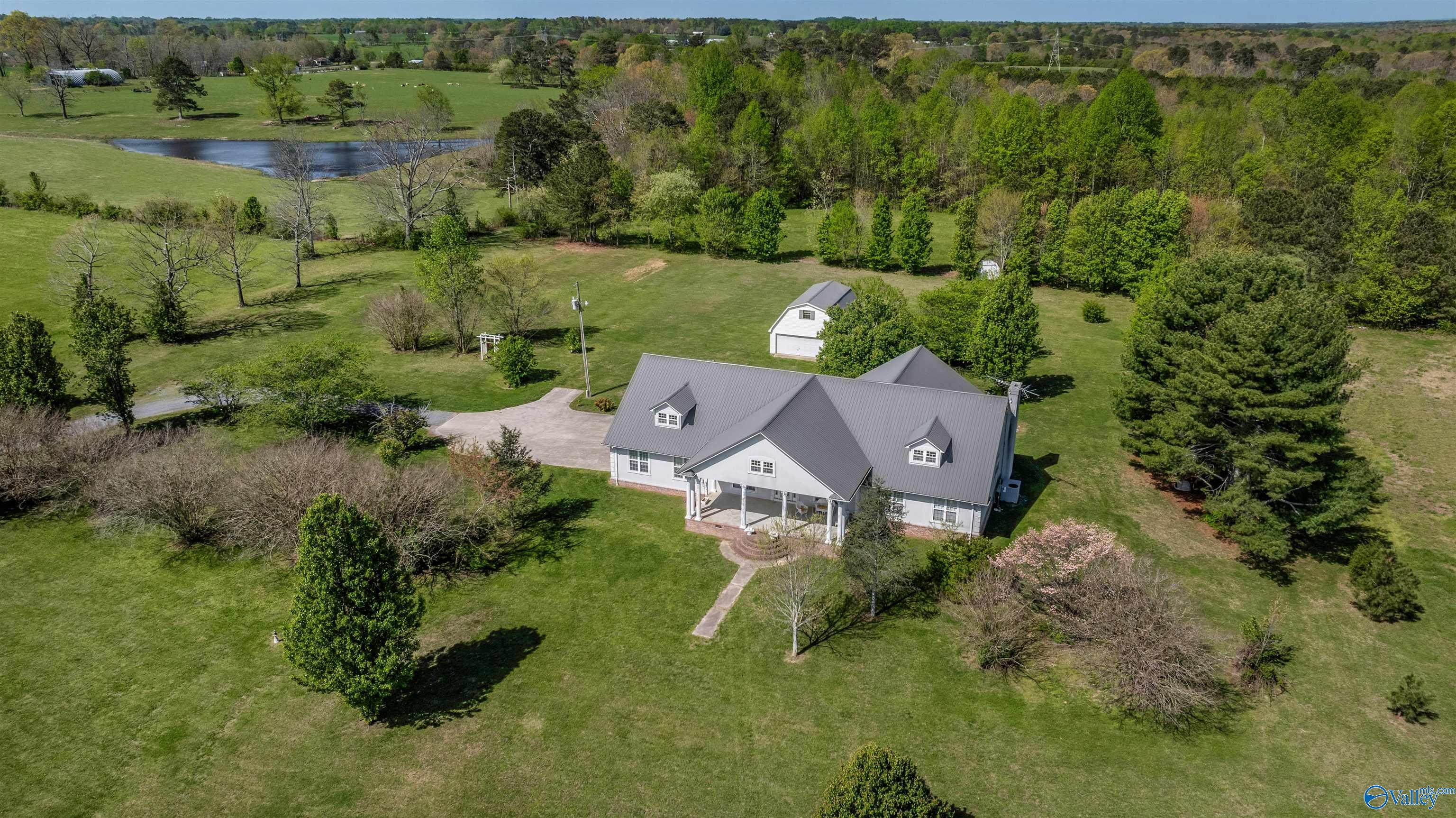 2295 Bellview Road