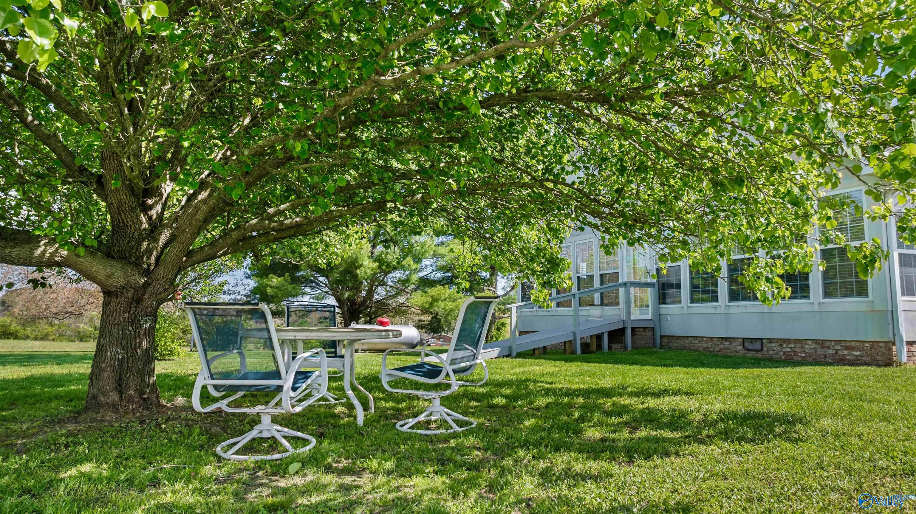 2295 Bellview Road