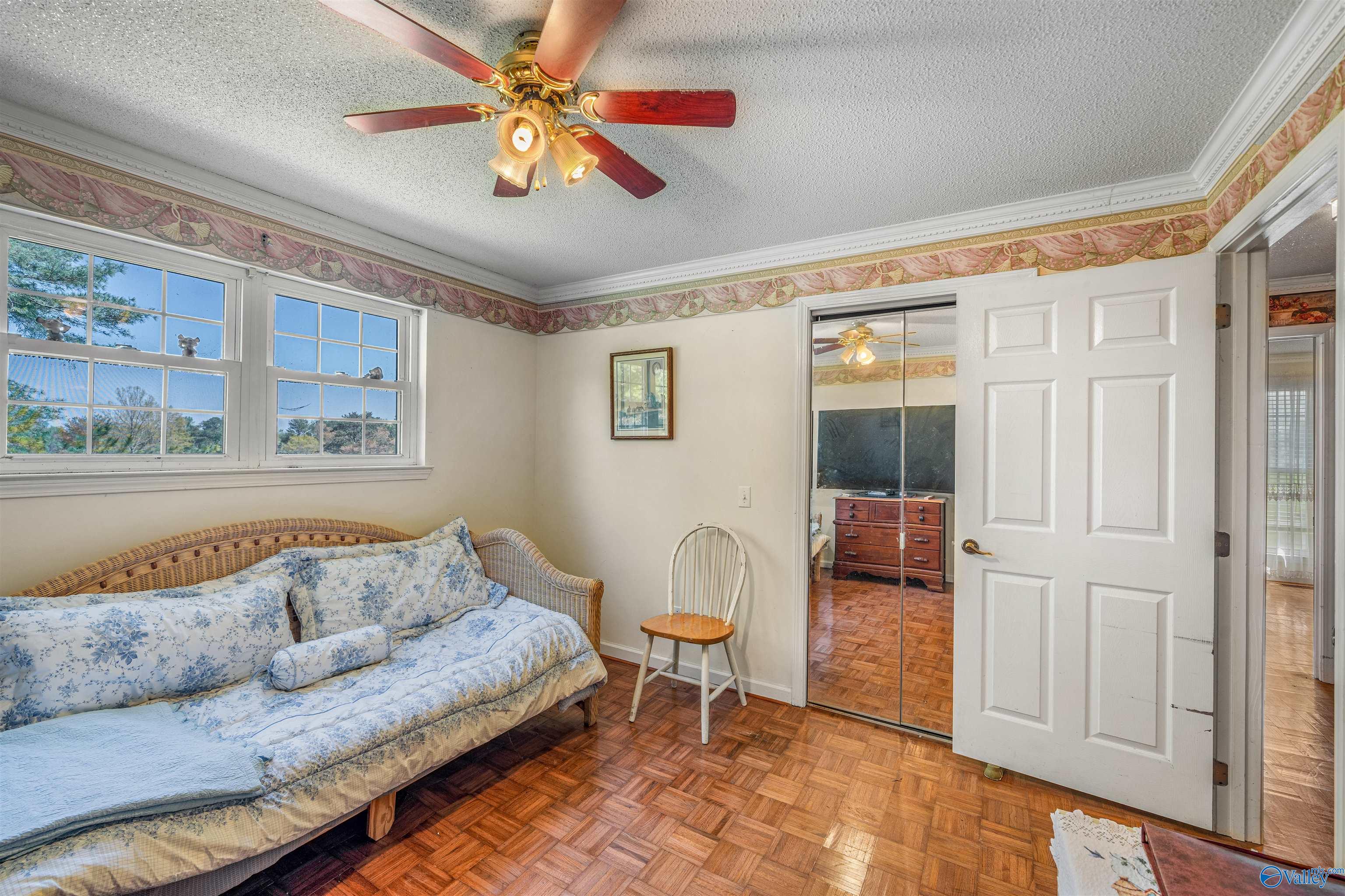 2295 Bellview Road
