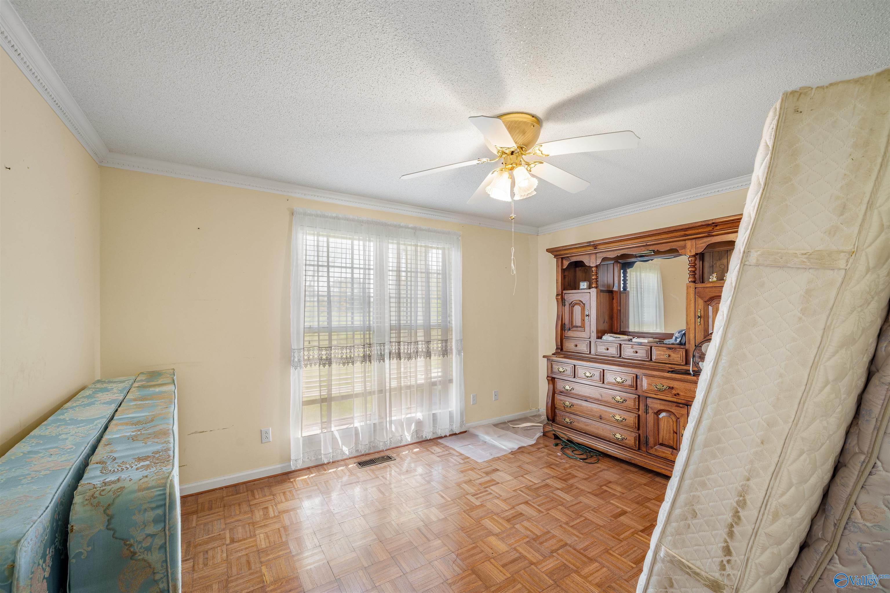 2295 Bellview Road