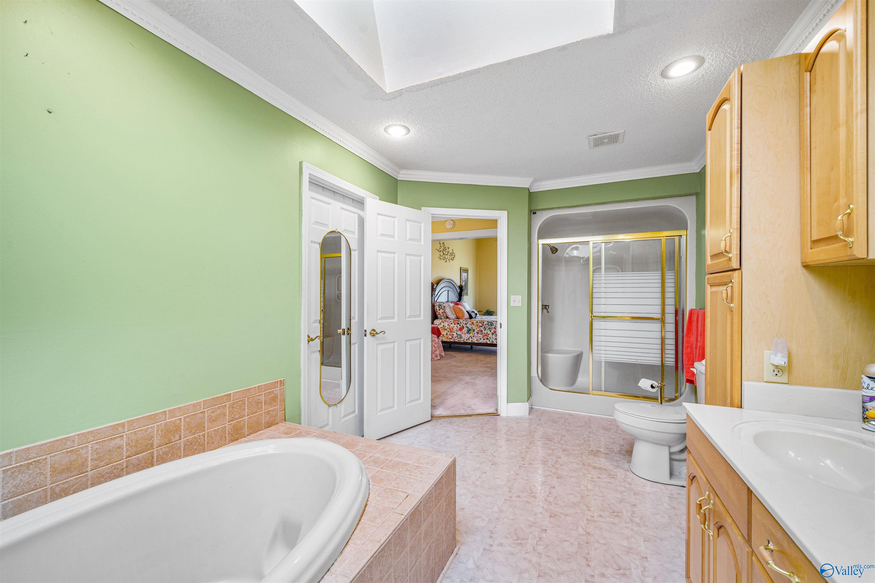 2295 Bellview Road