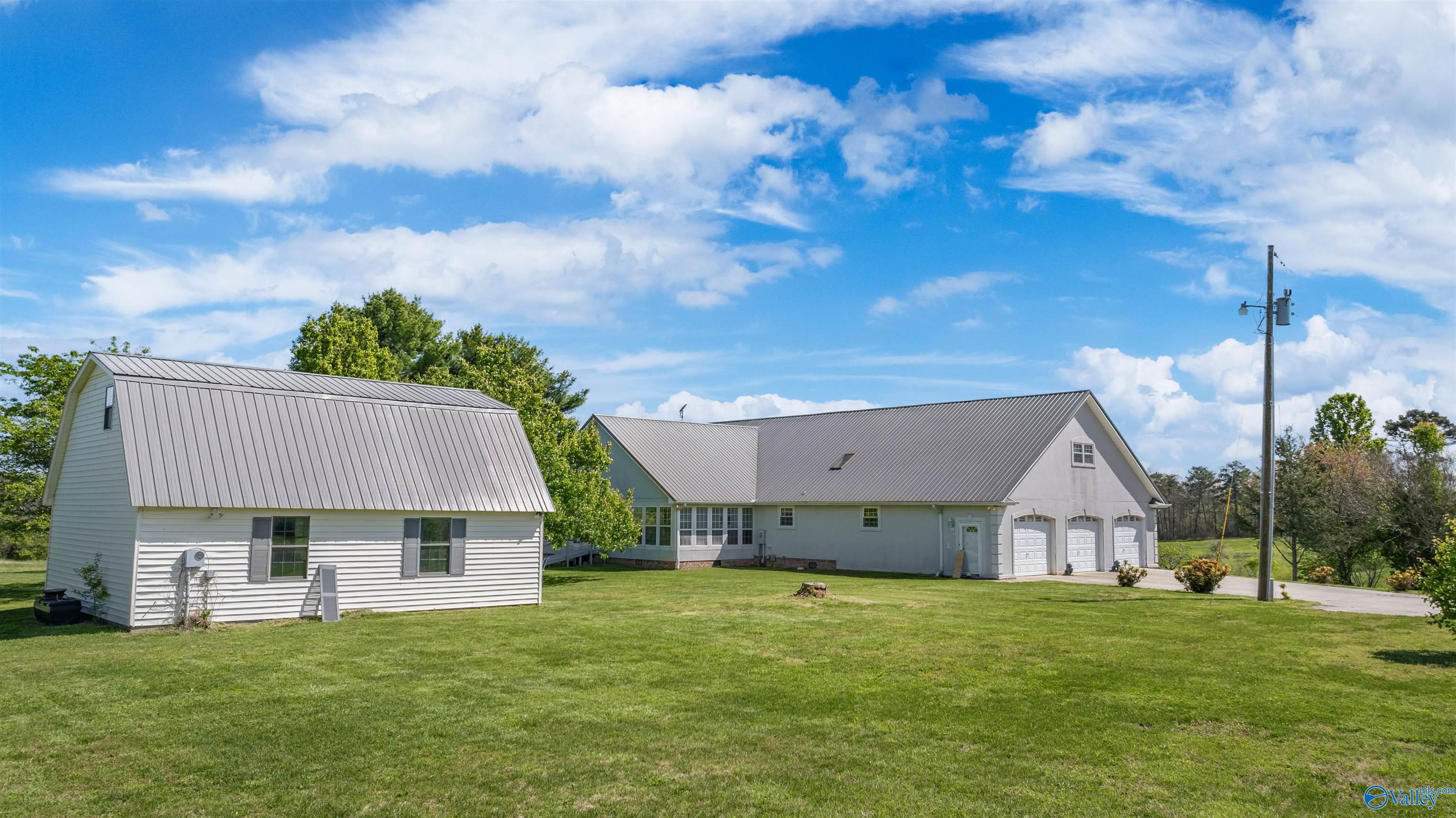 2295 Bellview Road
