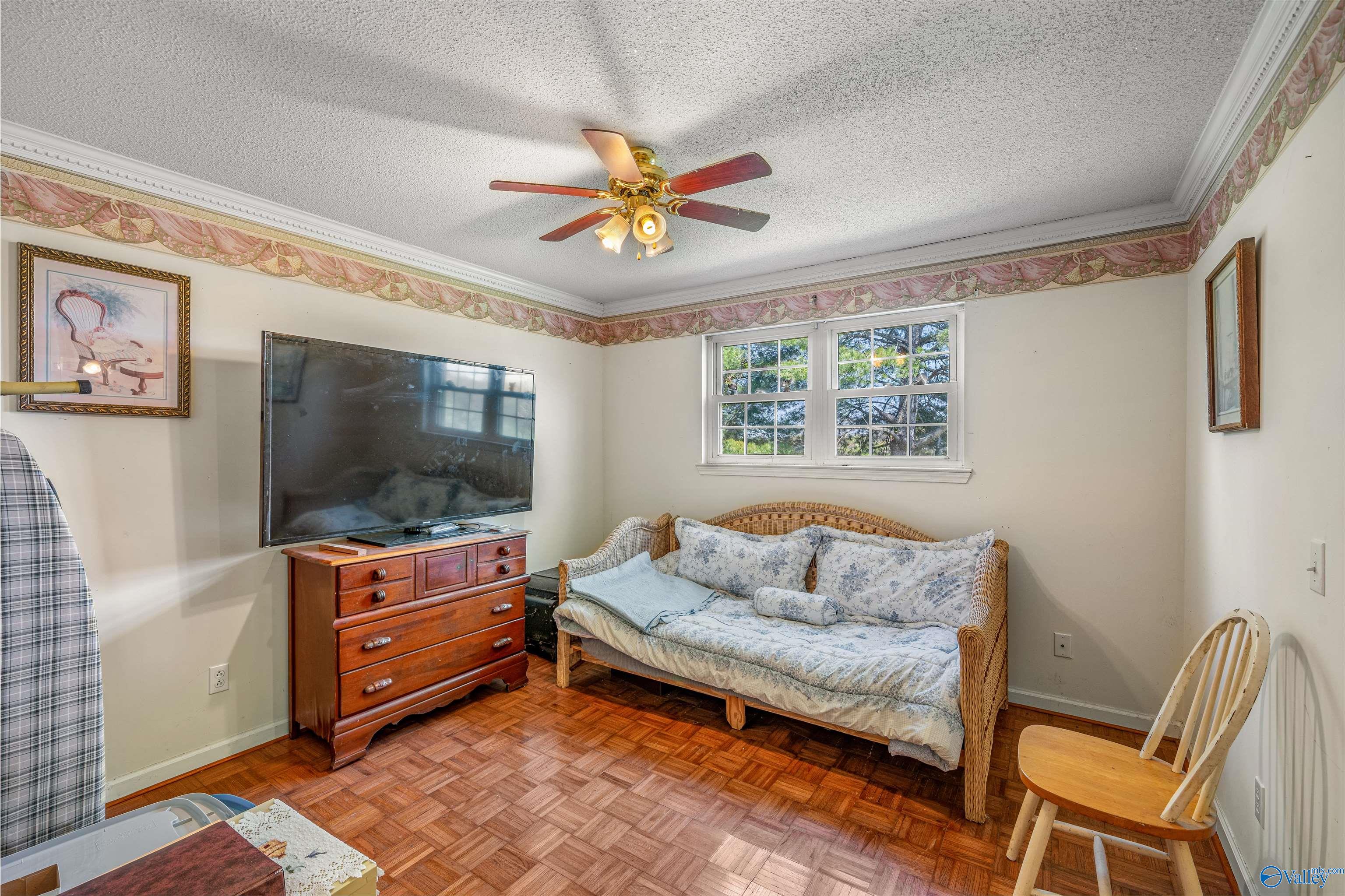 2295 Bellview Road