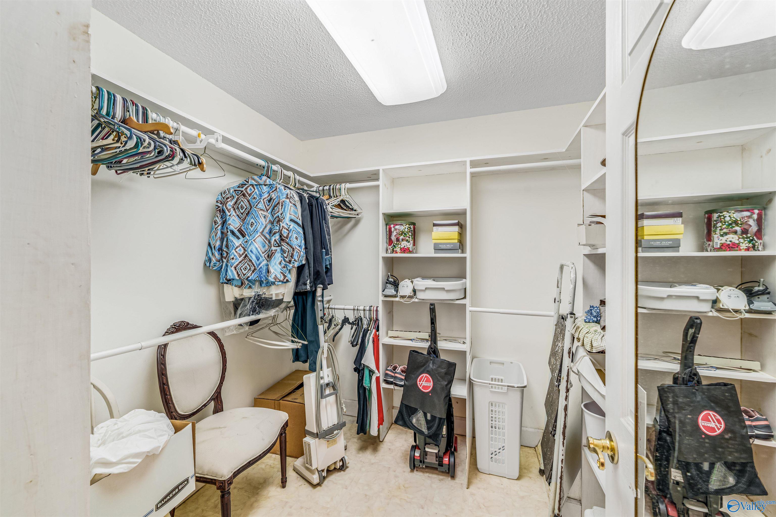 2295 Bellview Road
