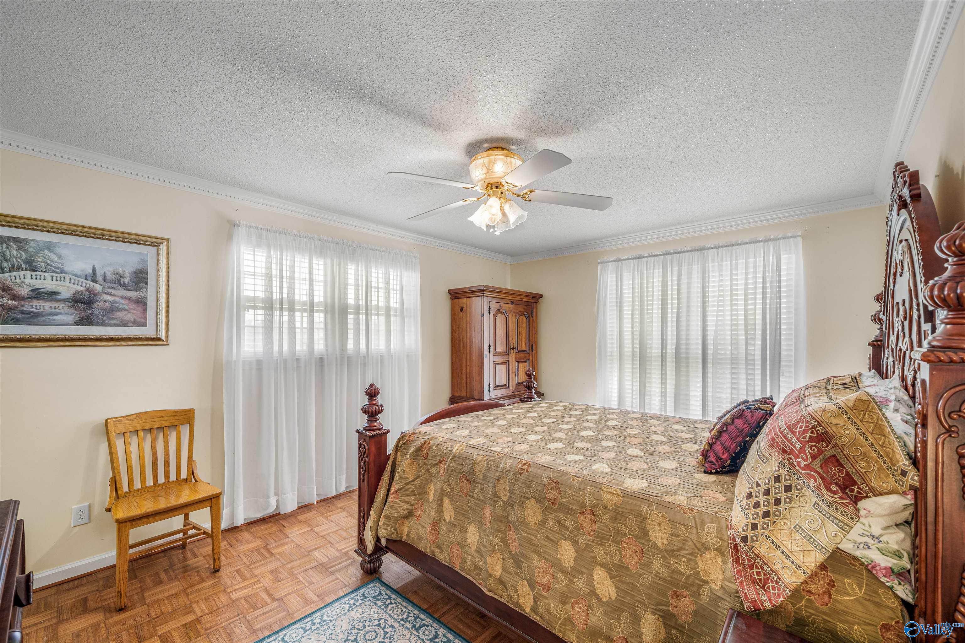 2295 Bellview Road