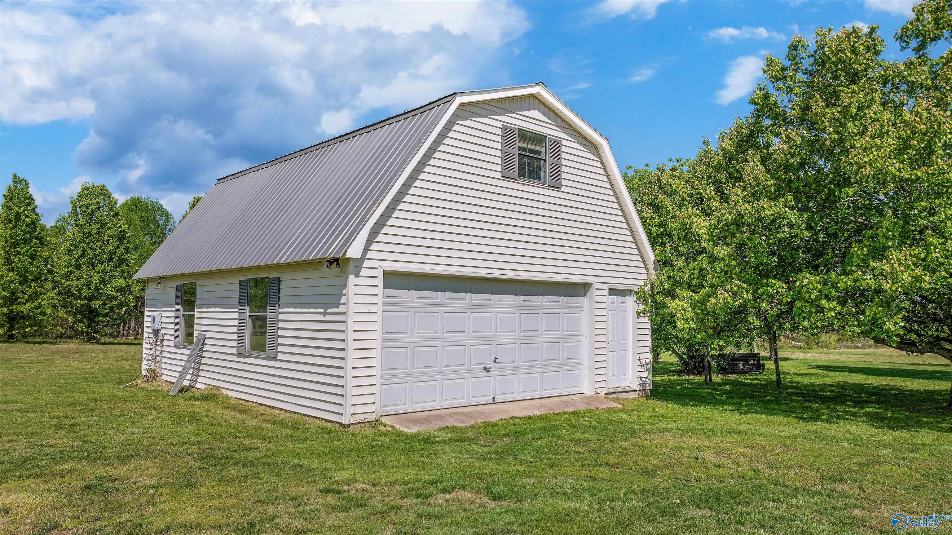 2295 Bellview Road