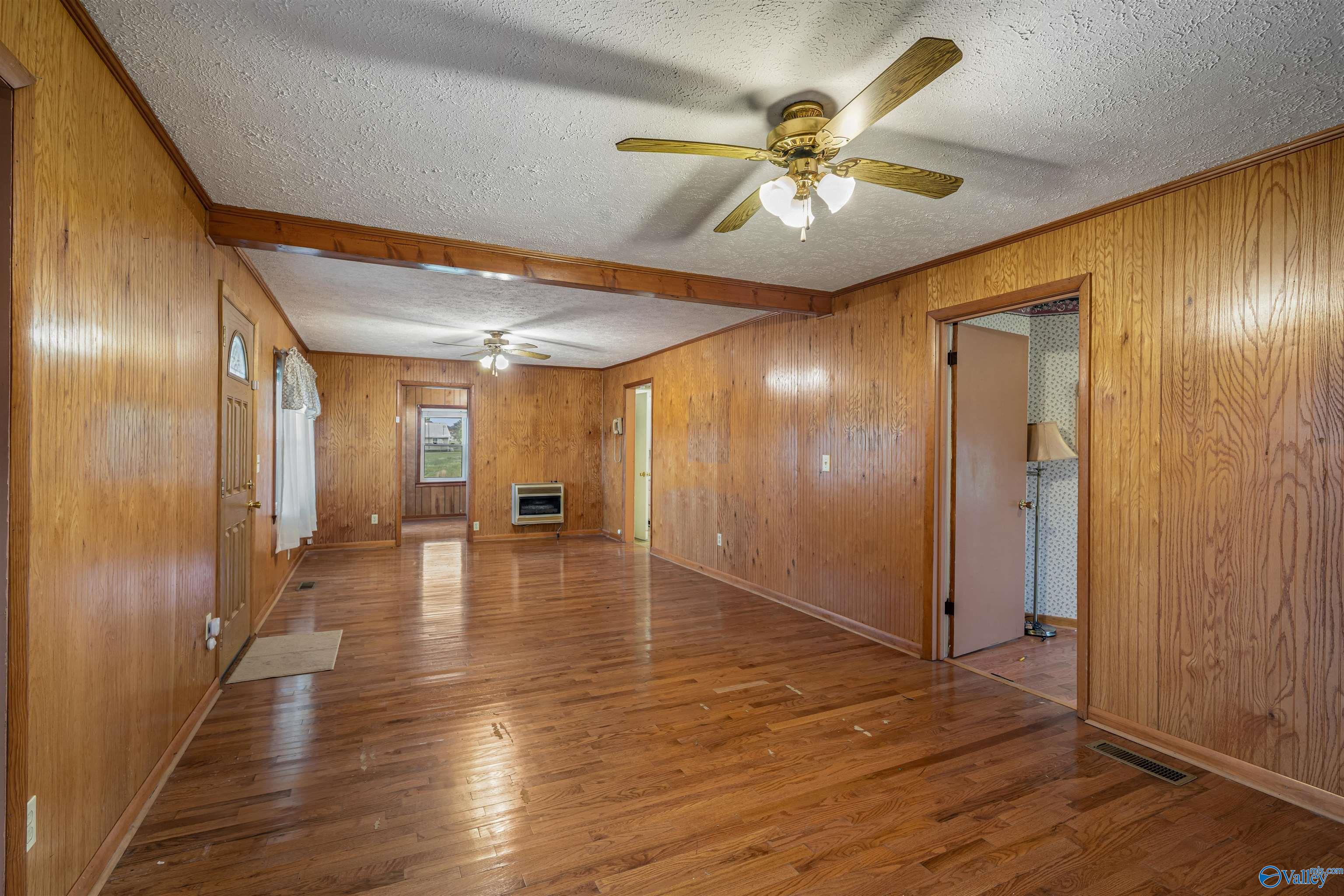 586 E County Road 152