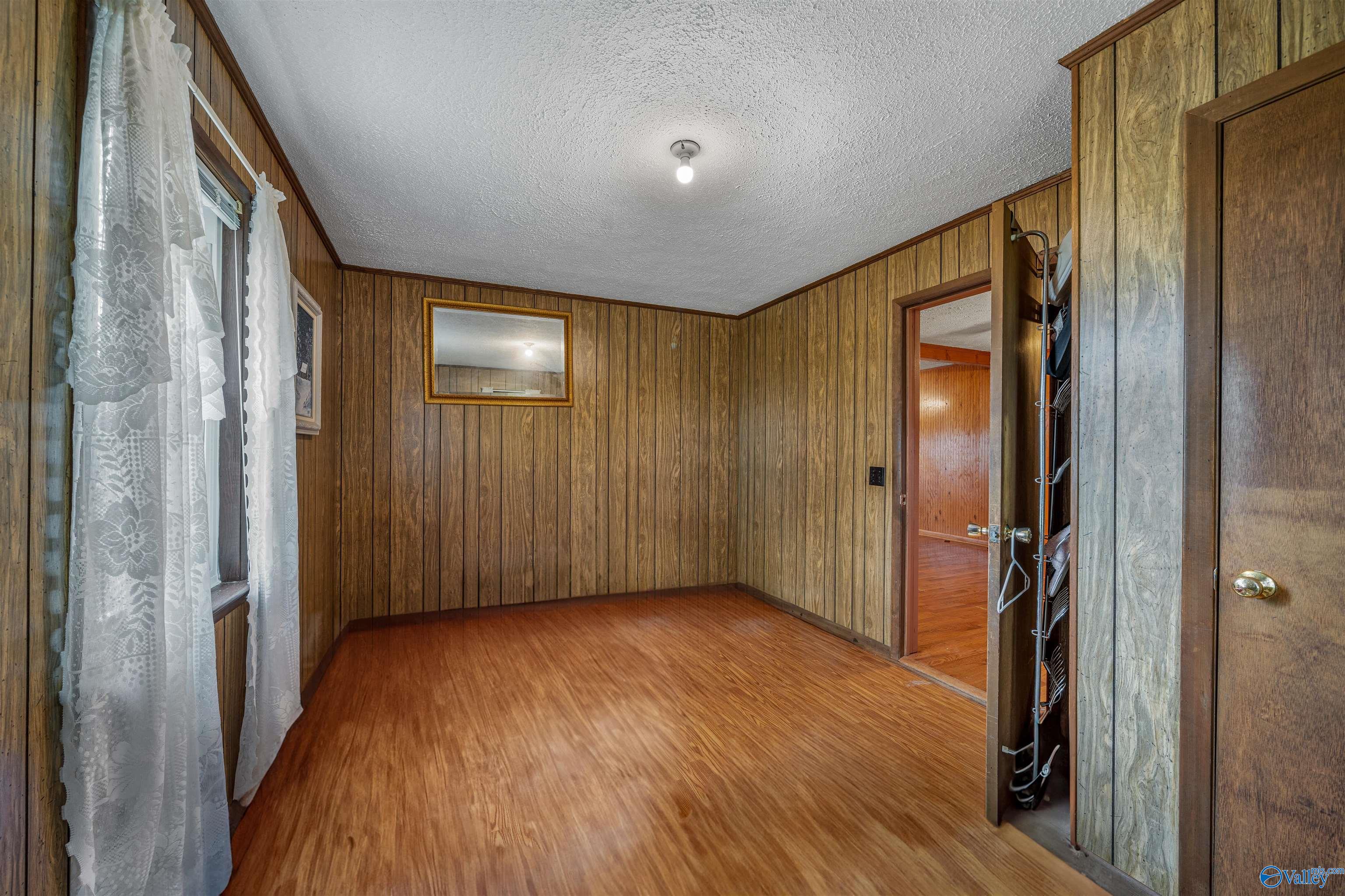 586 E County Road 152