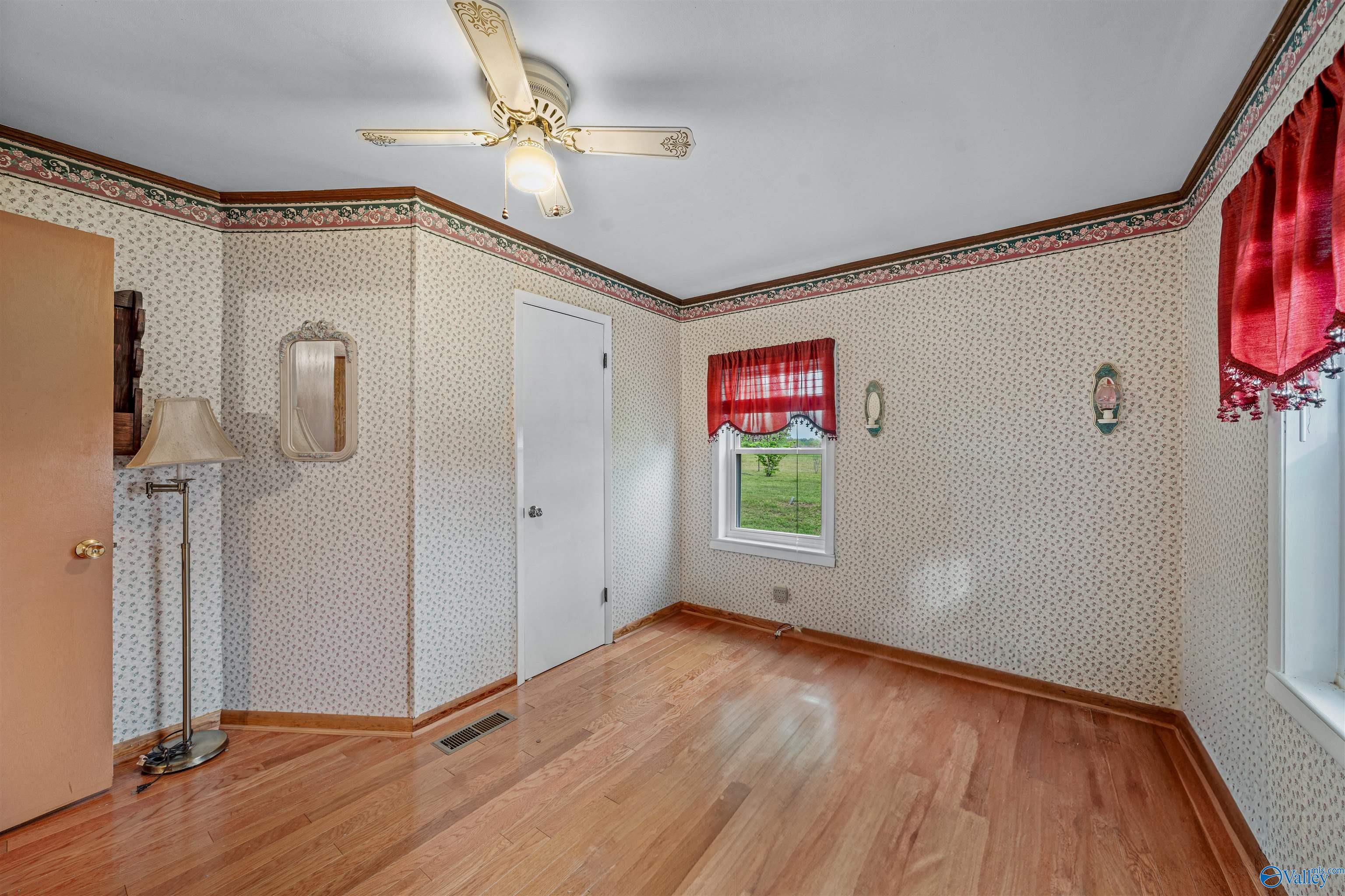 586 E County Road 152