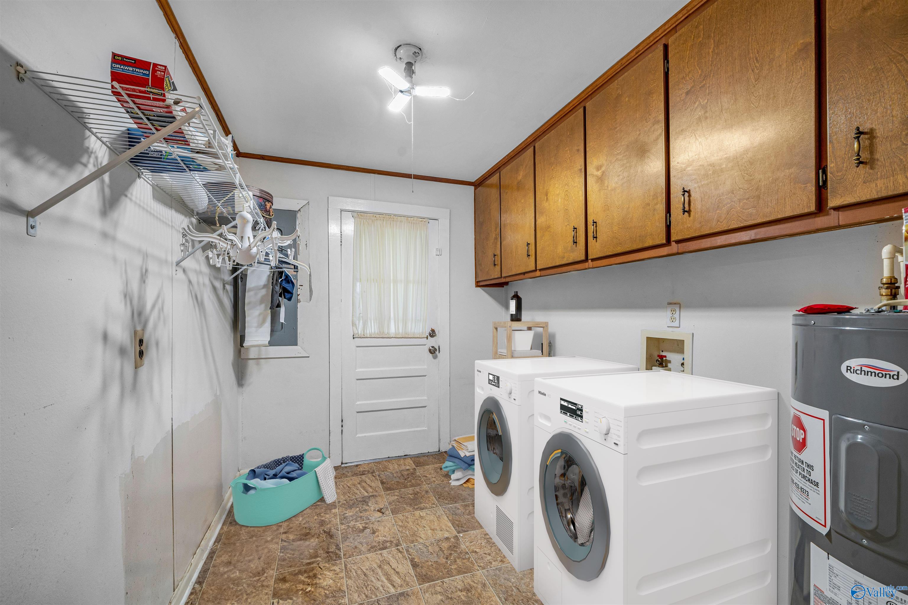 586 E County Road 152