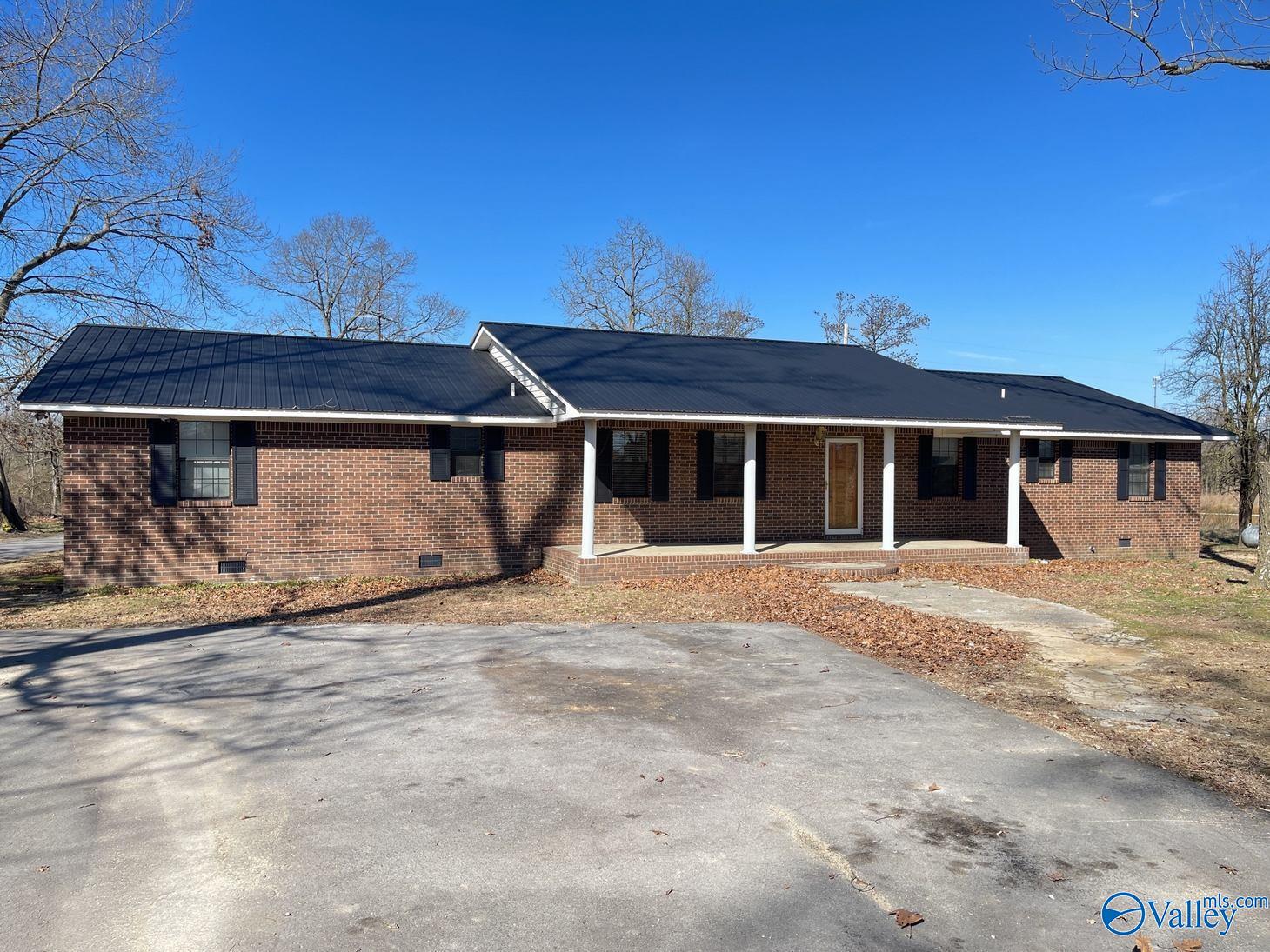 1894 County Road 76