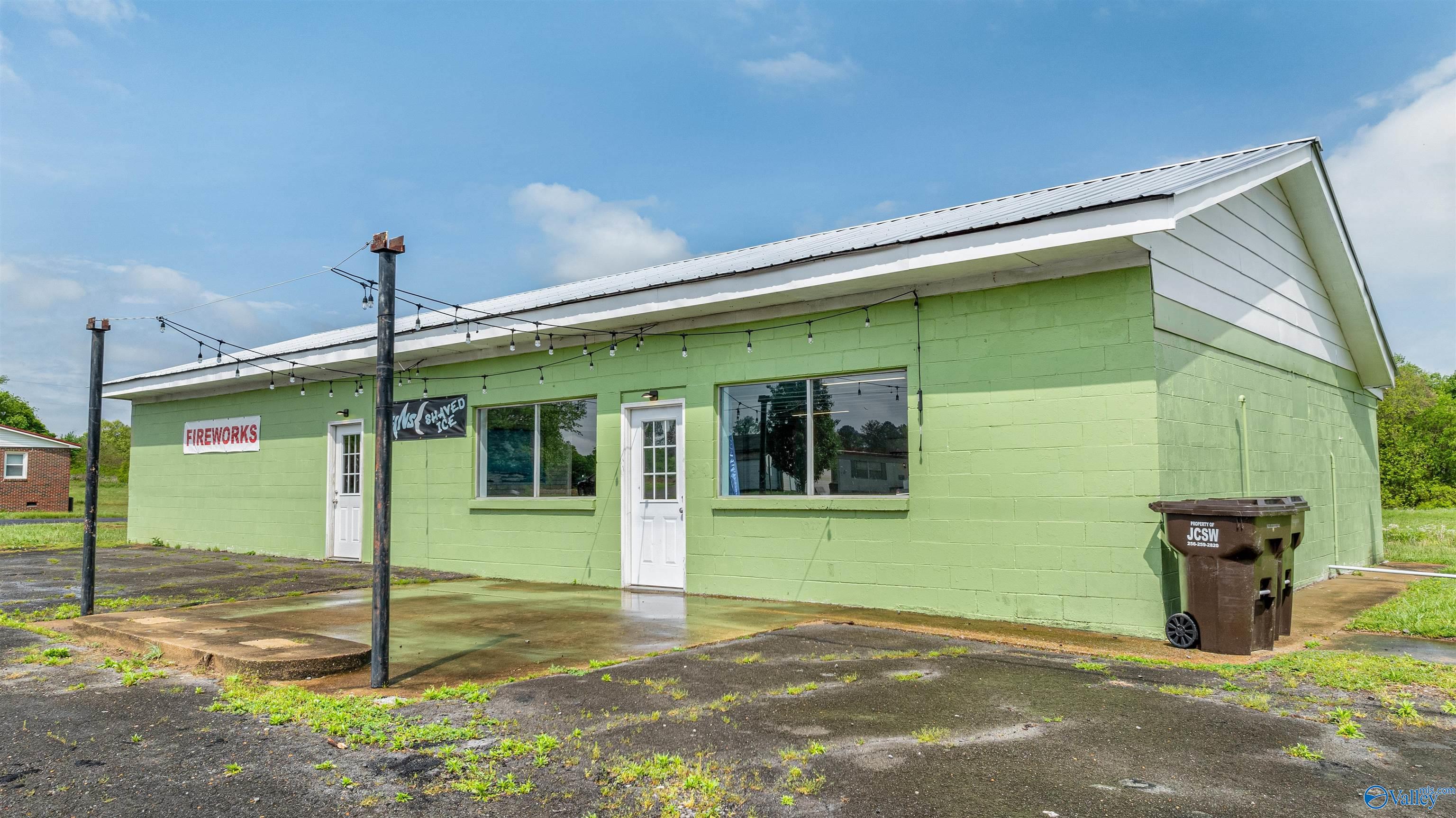 7305 Highway 71