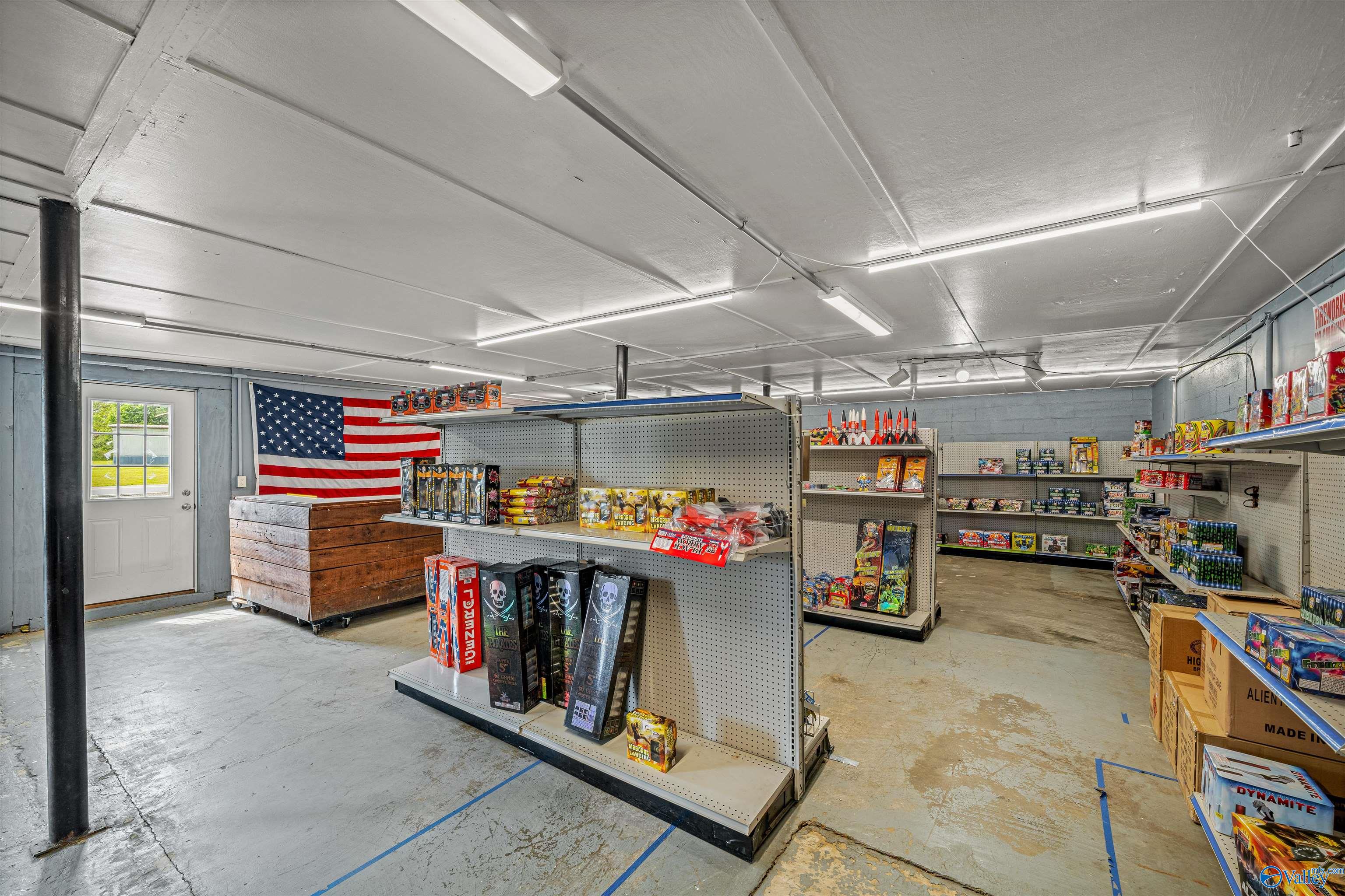 7305 Highway 71