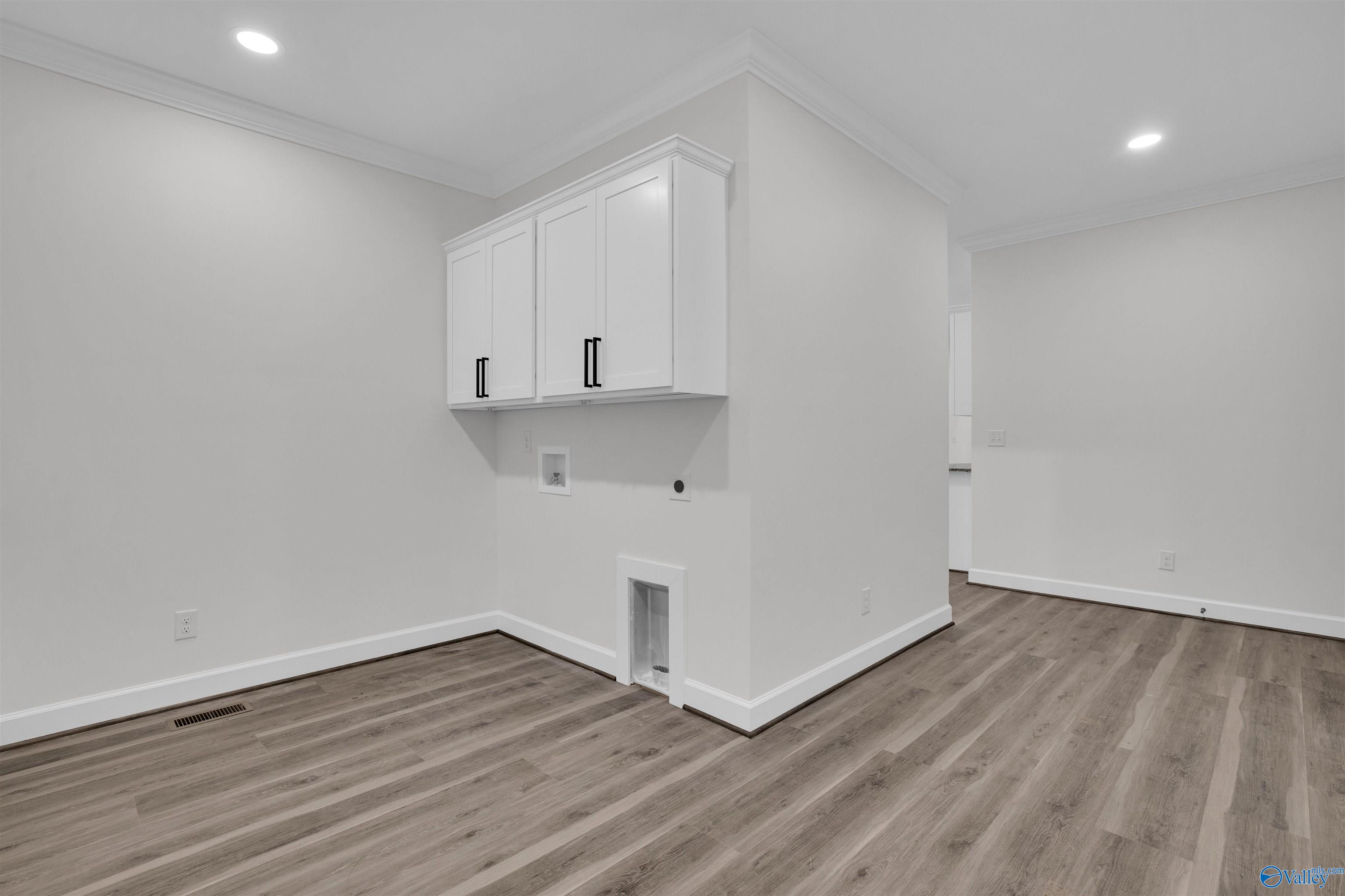 1209 Fairway Road NW