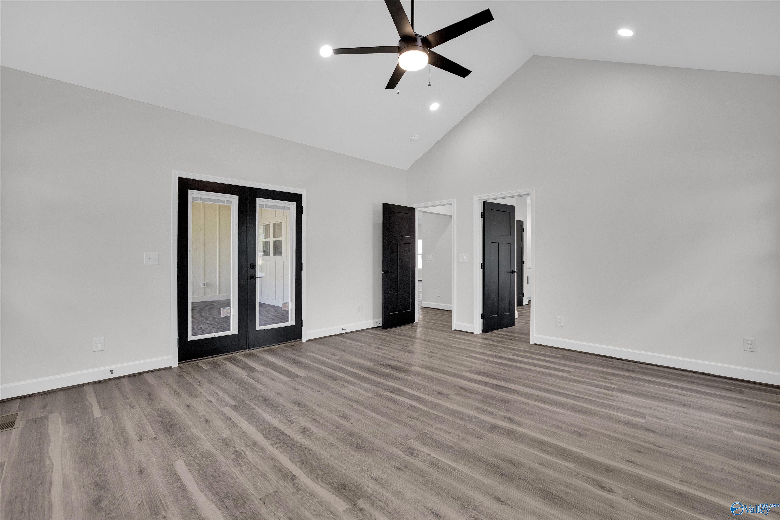 1209 Fairway Road NW